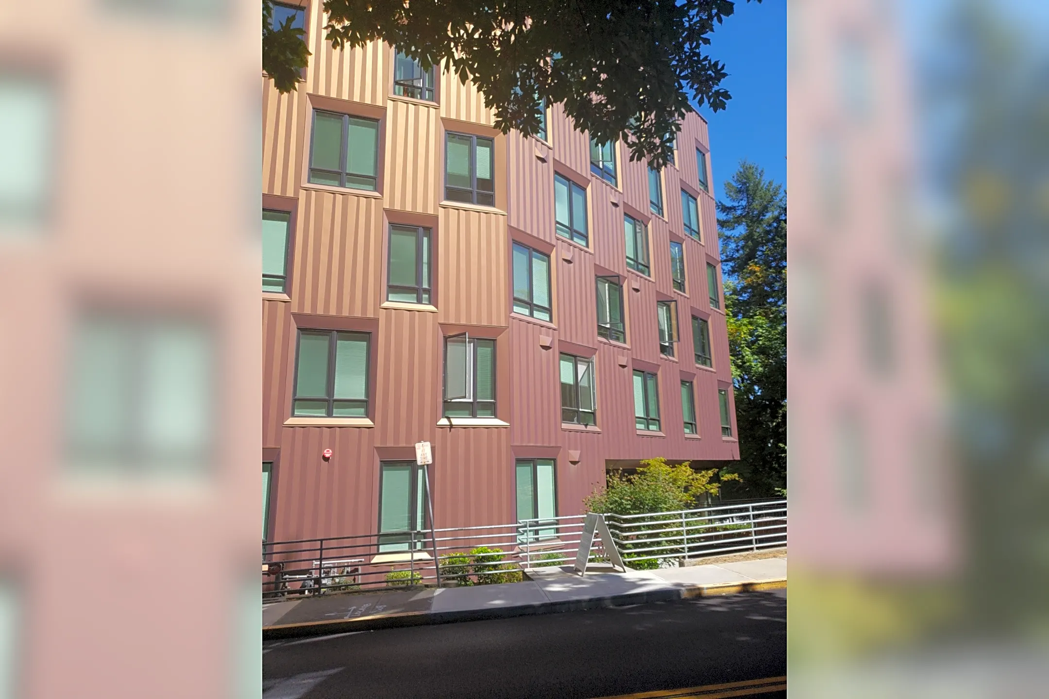 Marquam Hill Apartments