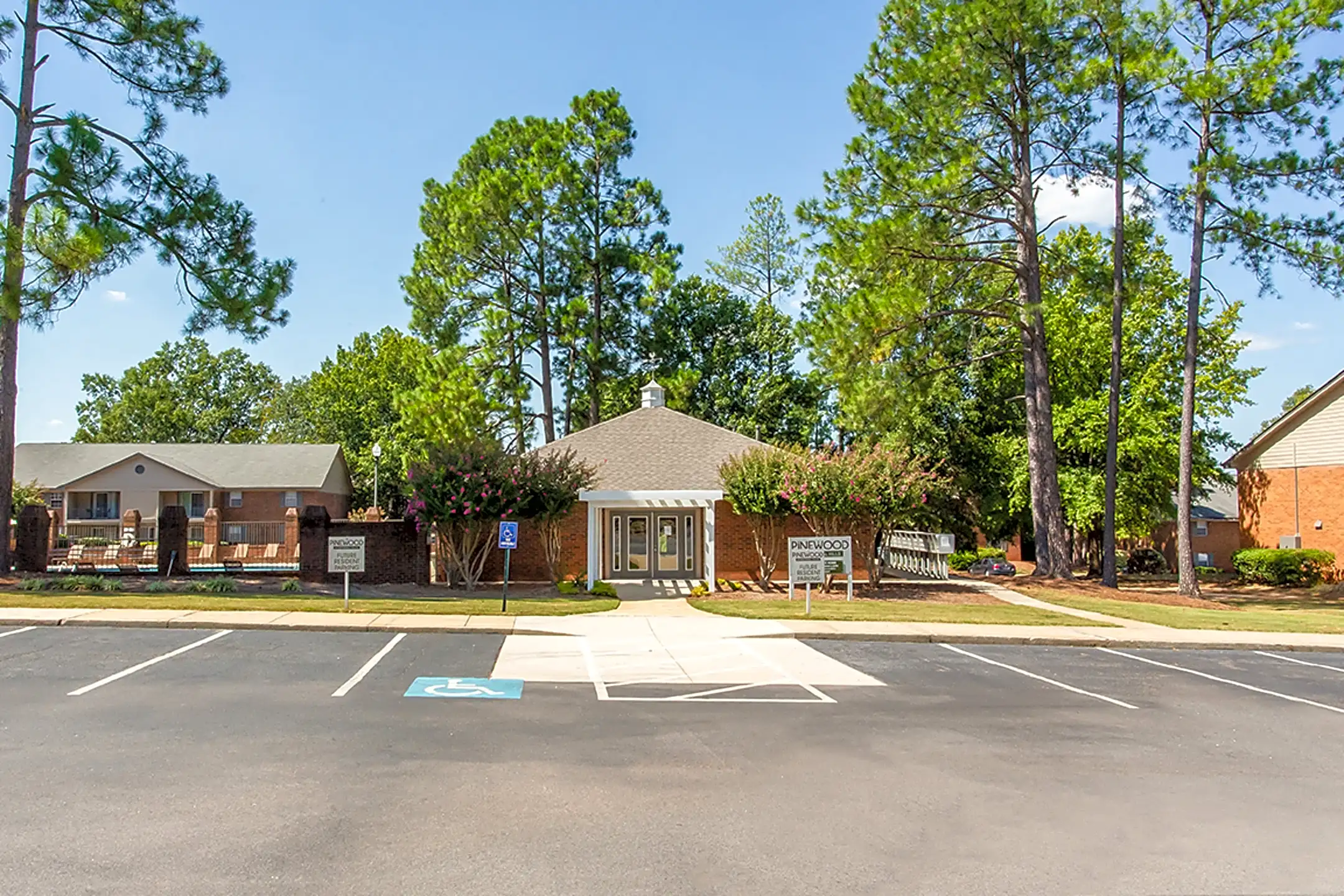 Pinewood at National Hills 1075 Bertram Rd Augusta, GA Apartments