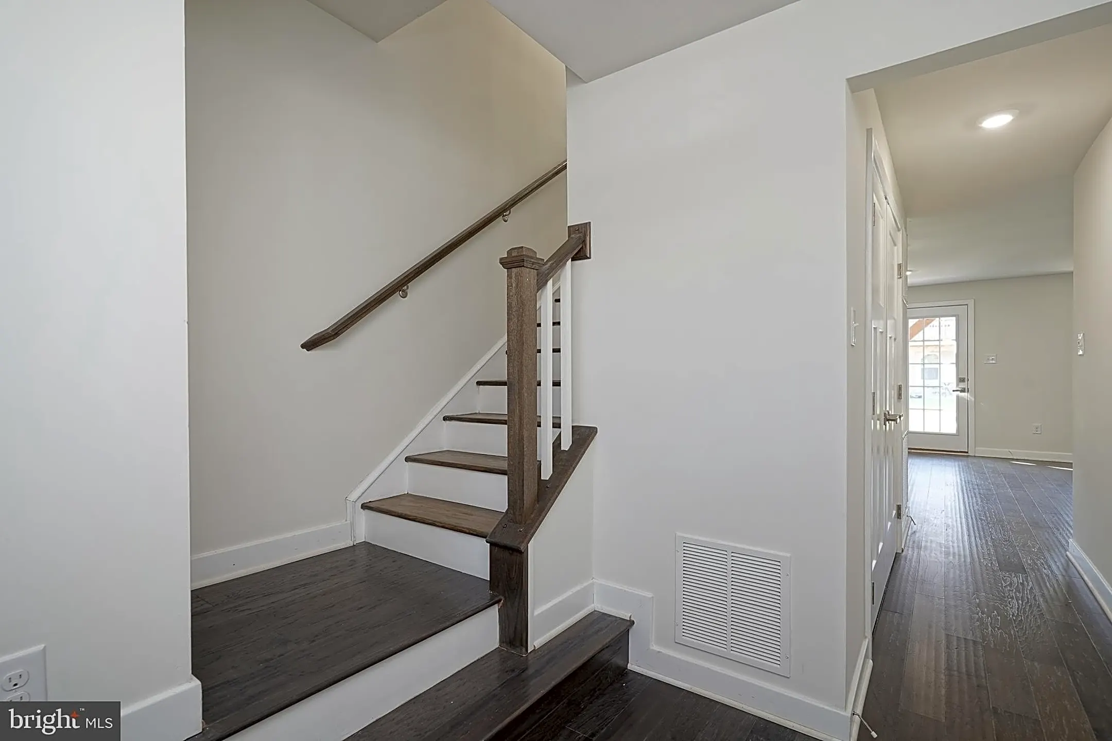 121 Isabela Wy Cinnaminson, NJ Townhomes for Rent Rent.