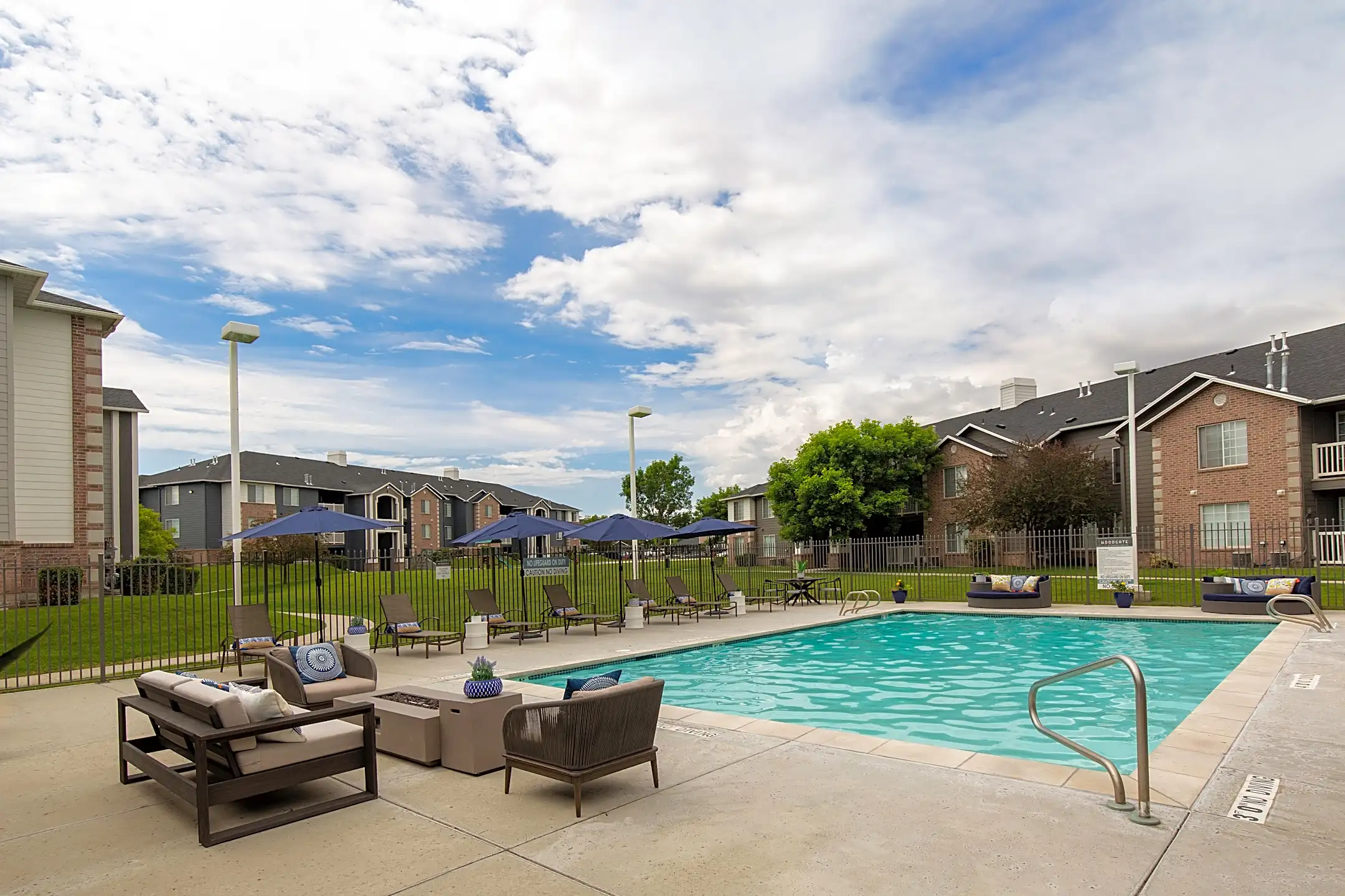 Woodgate Apartments At Jordan Landing 3851 Cobble Ridge Dr West