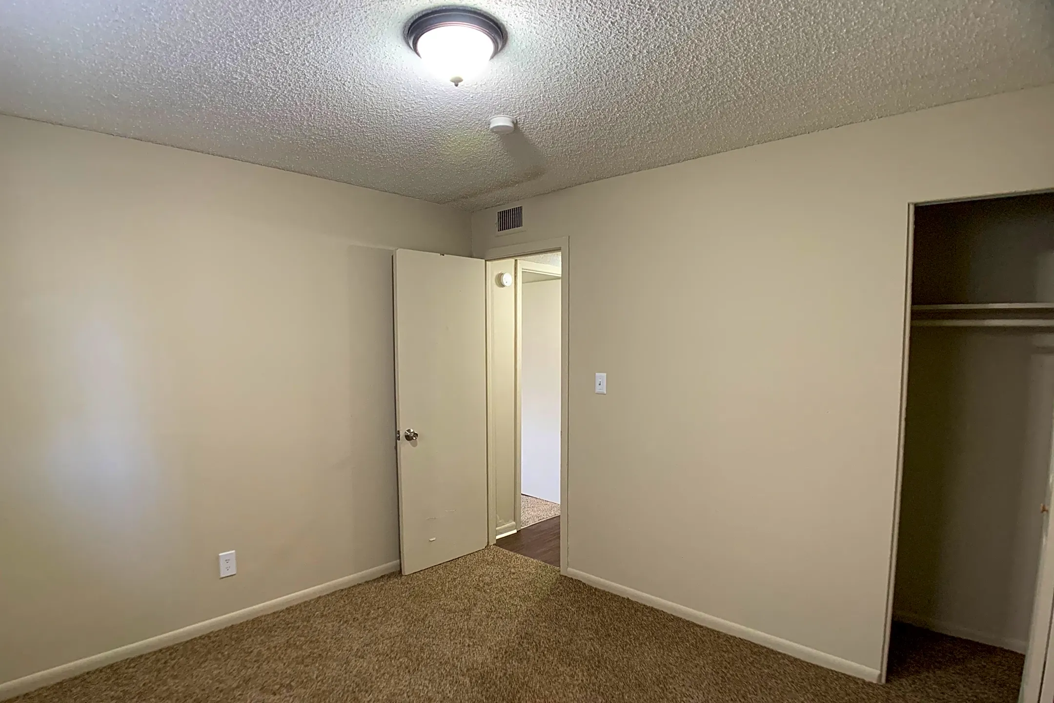 Bethany Park Plaza 1024 Calvin Ave Kansas City, KS Apartments for