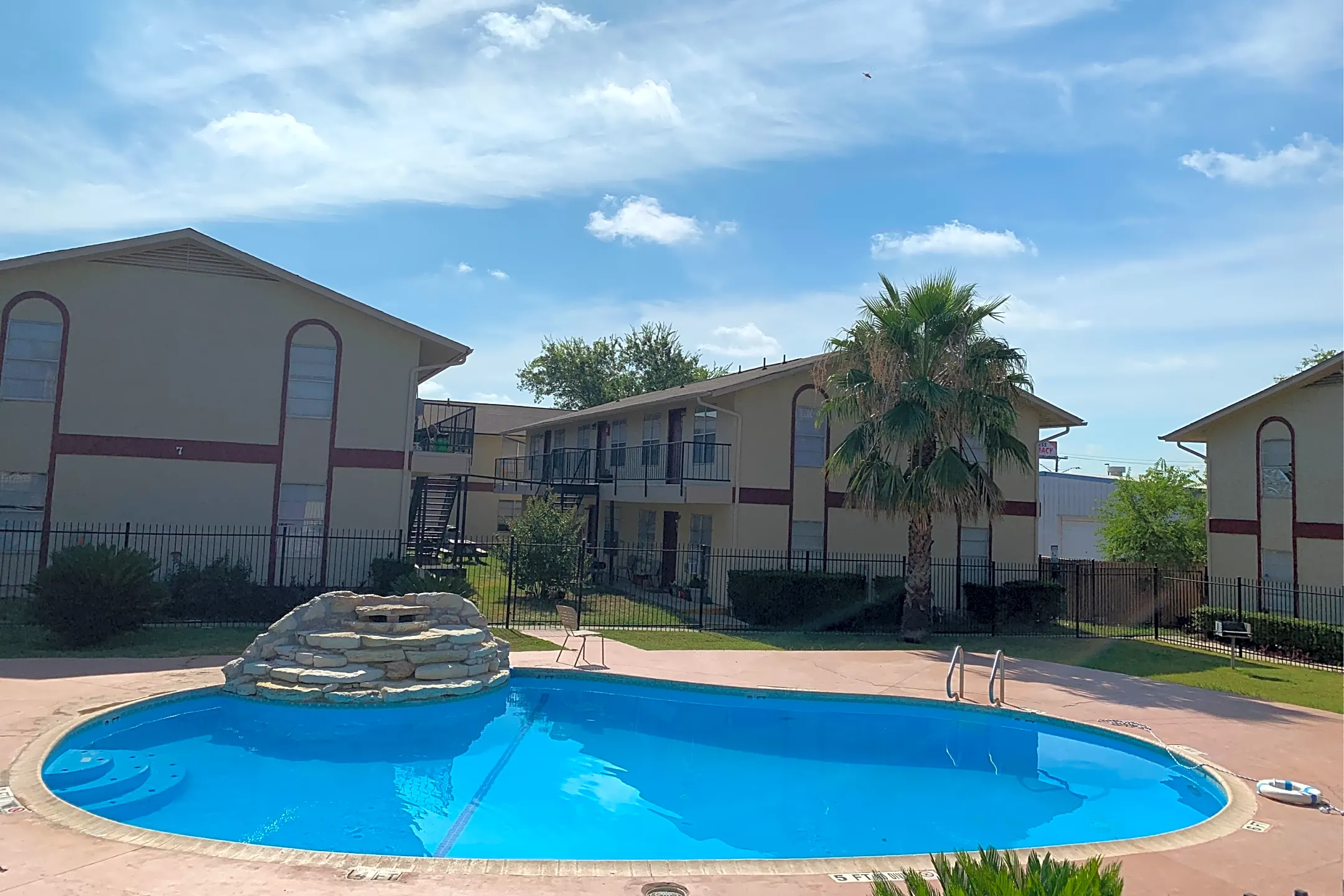 Club View Apartments - 3907 E Southcross Blvd | San Antonio, TX ...