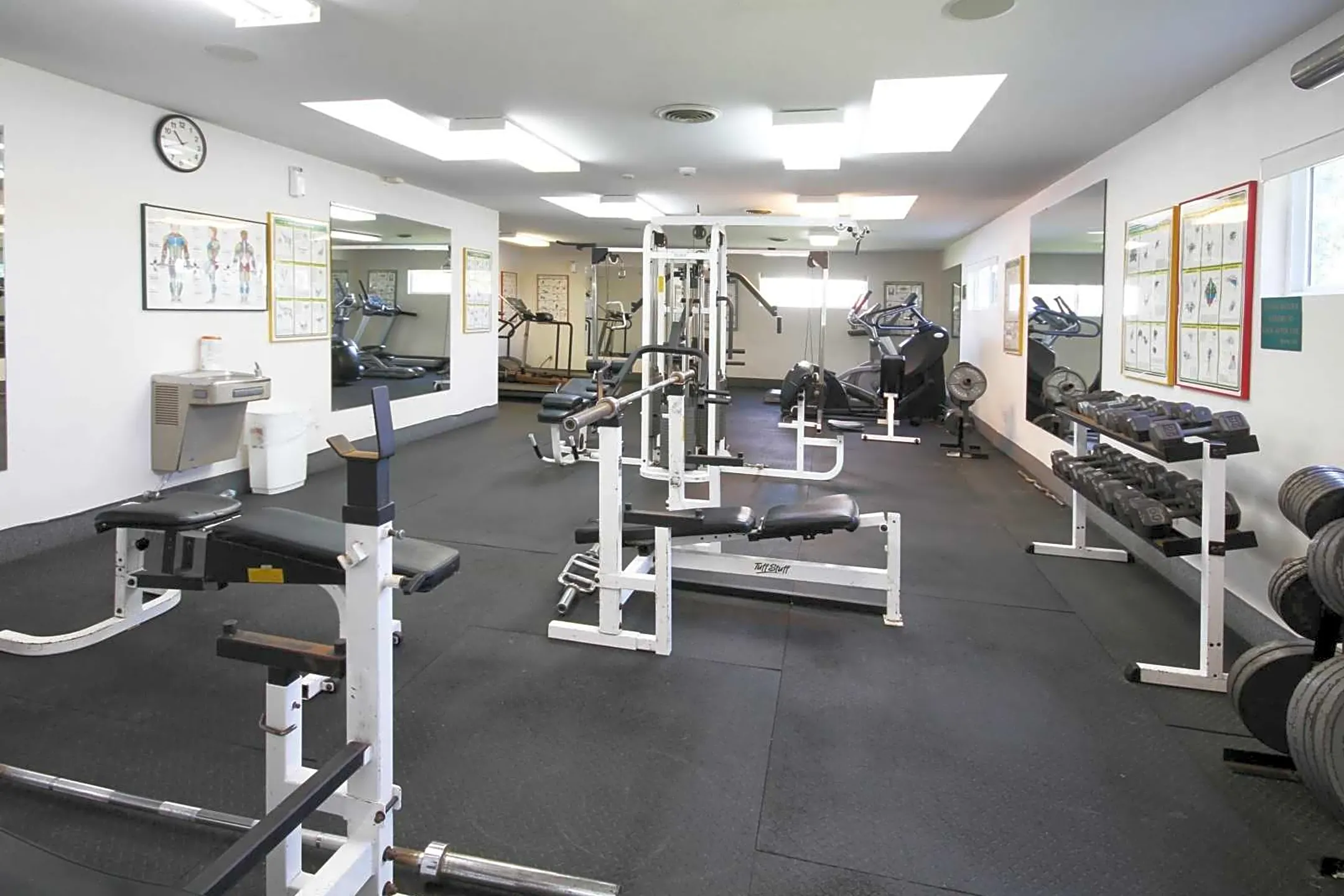 Fitness Weight Room - Perry Lake Village - Perrysburg, OH