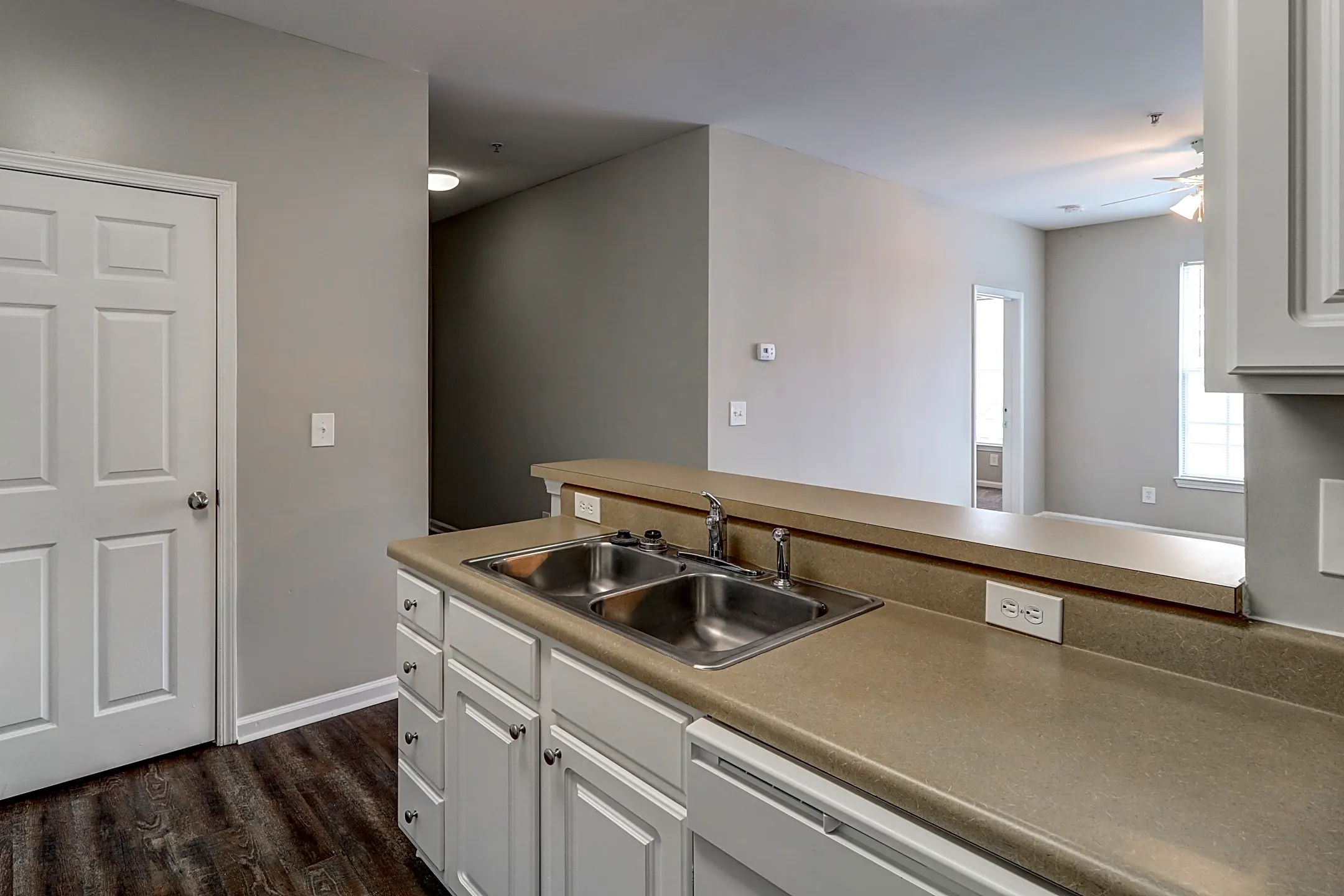 Independence Place Apartments 1300 Independence Place Dr Hinesville