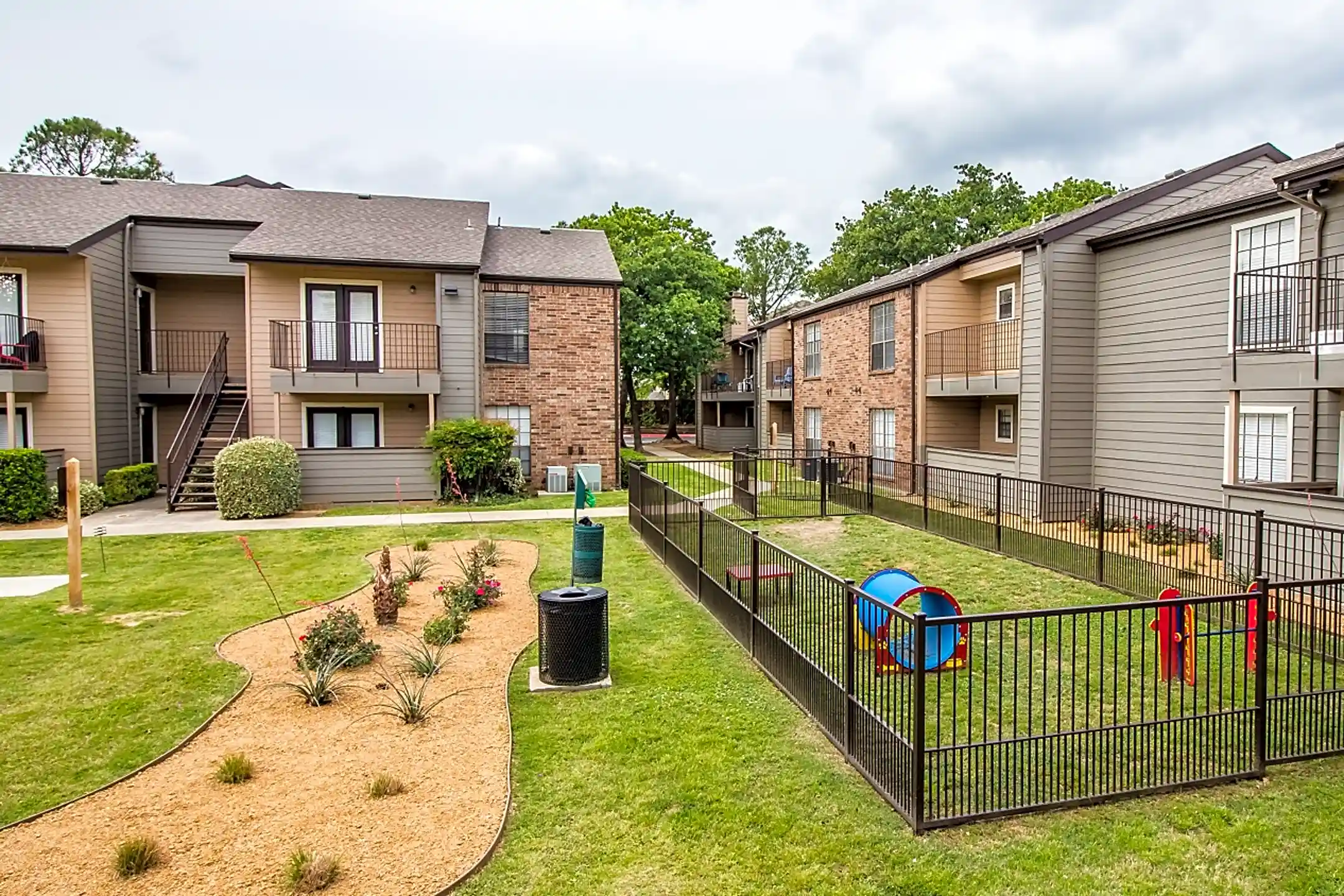 Woodhill Apartments Denton, TX 76205
