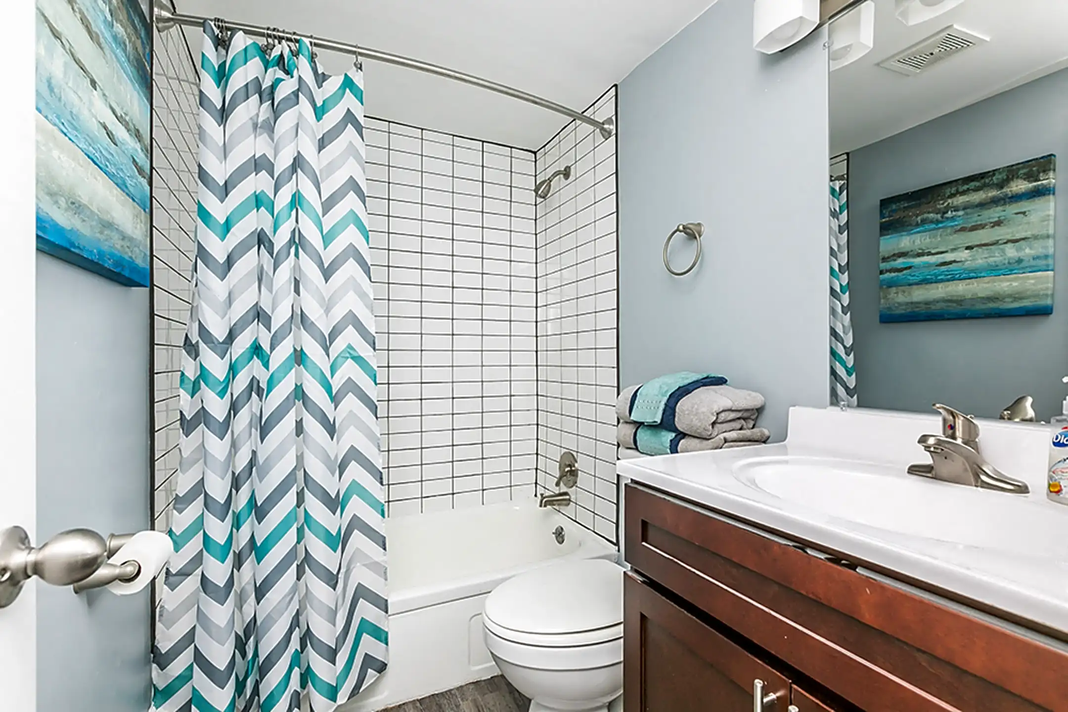 Calvert at Quarterfield 400 Pamela Rd Glen Burnie, MD Apartments