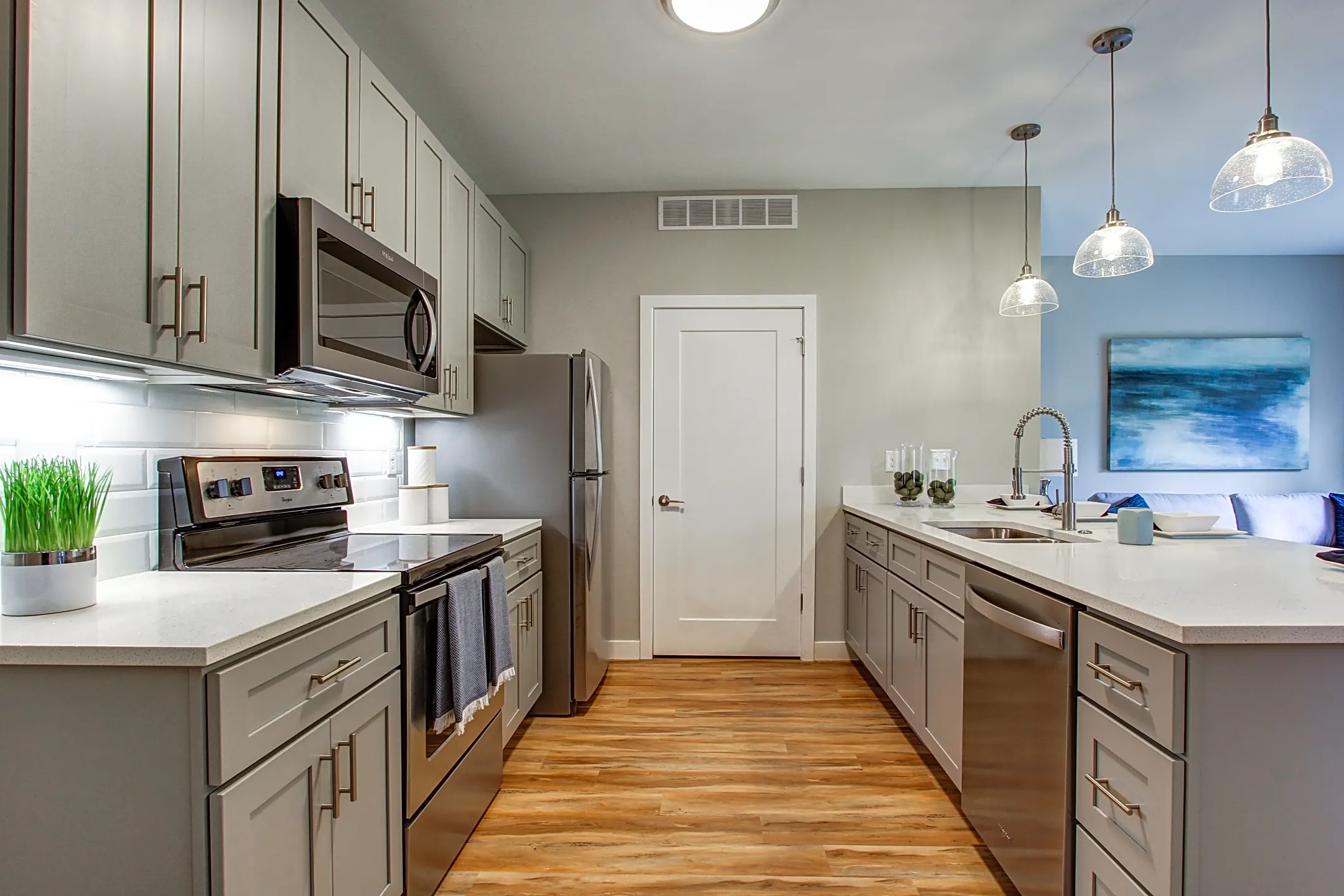 Kitchen - The Residences at Chagrin Riverwalk East - Willoughby, OH