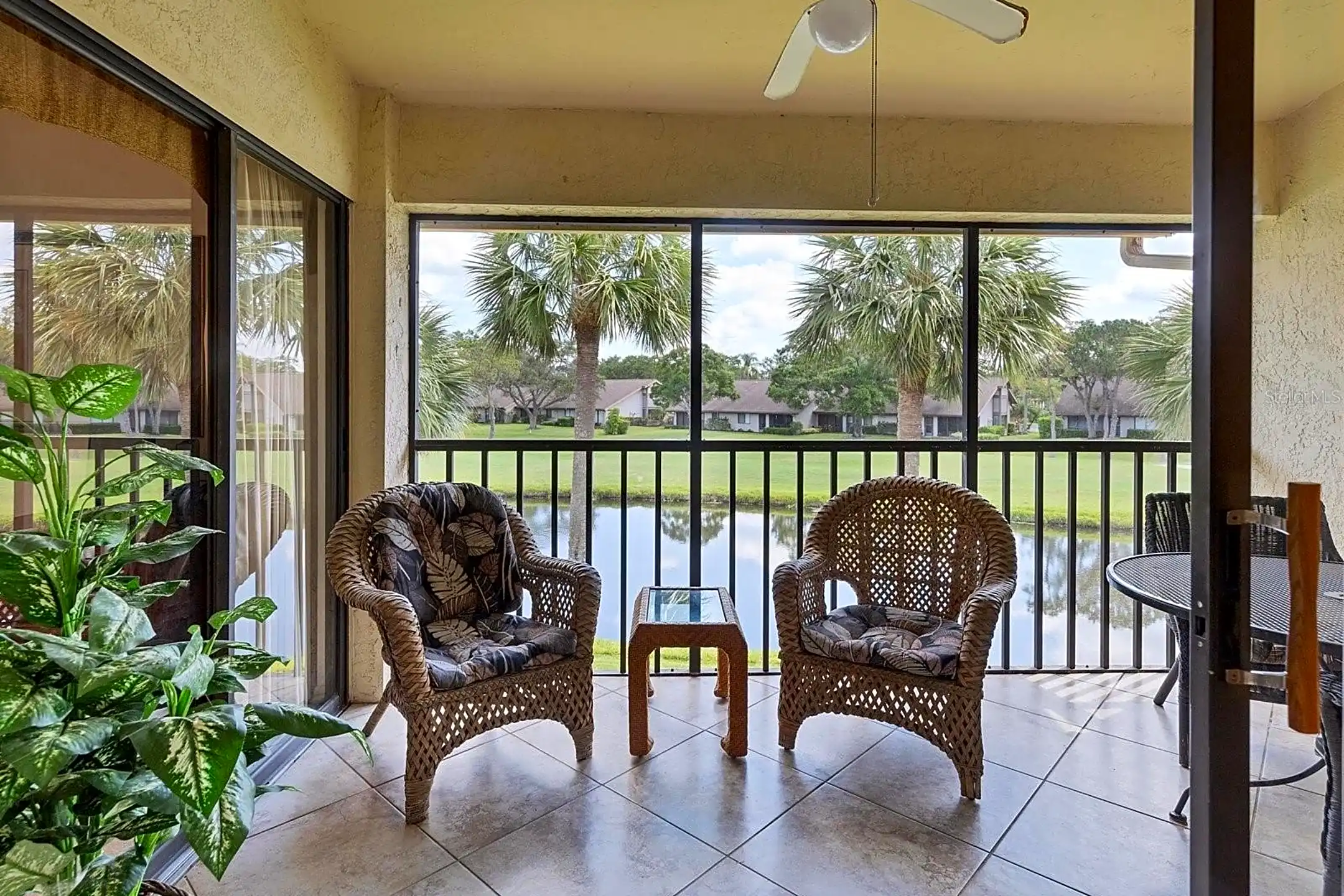 4440 Weybridge St 80 Condos Sarasota, FL 34235
