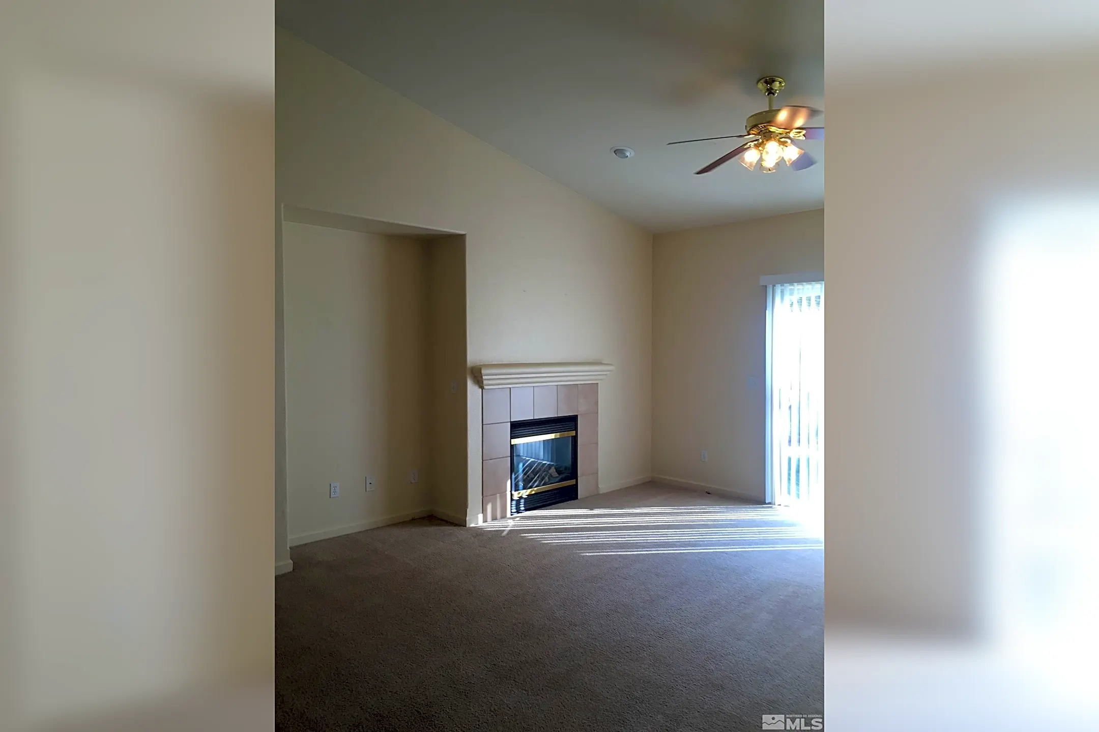 Living Room - 2745 Ashland Ave - Sparks, NV