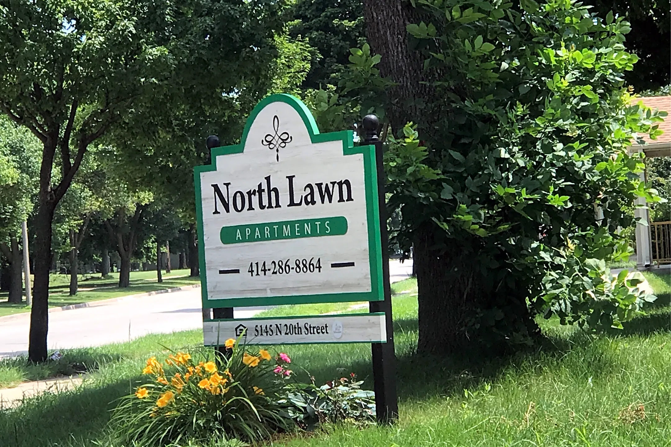 North Lawn Apartments