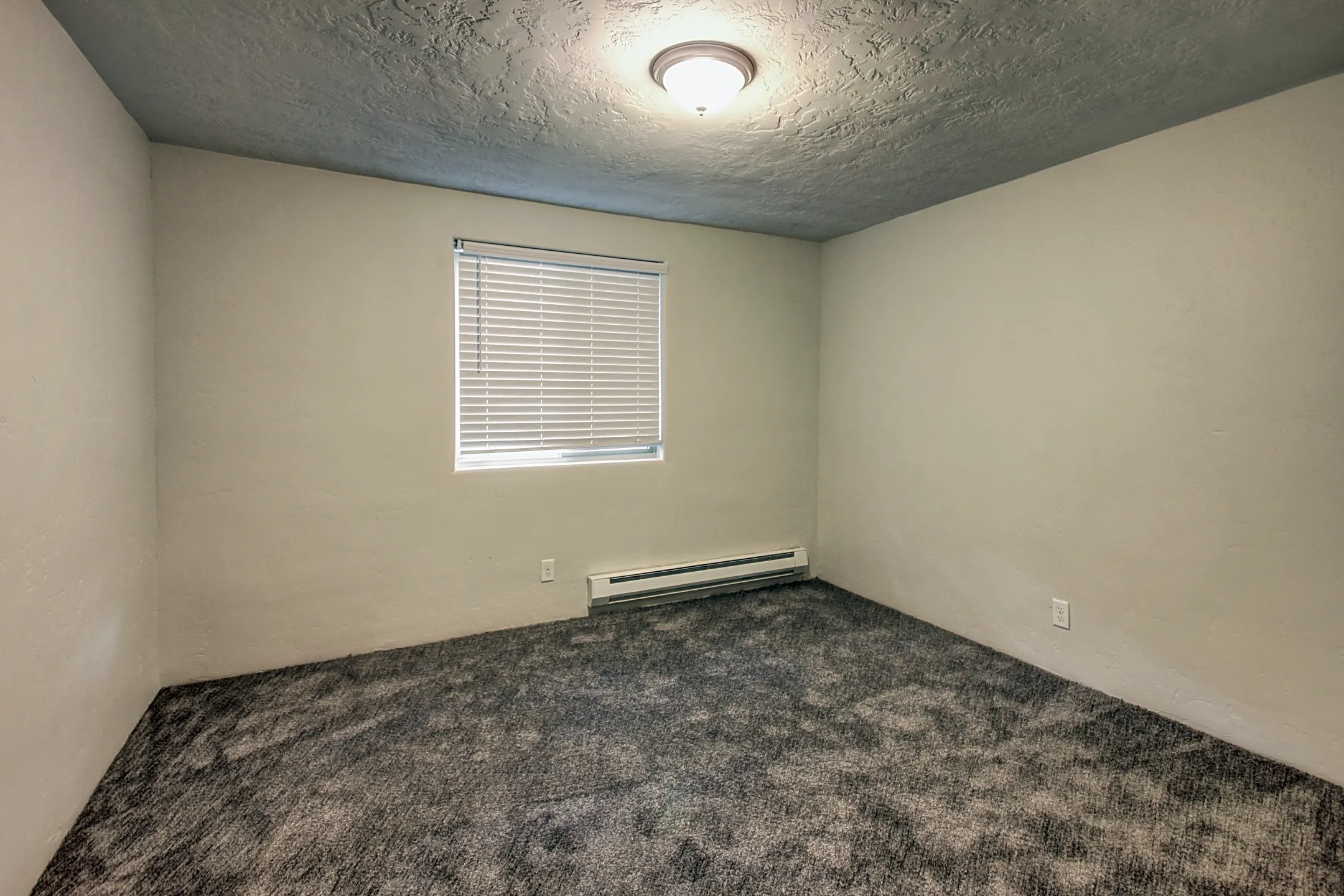 Living Room - Lancaster Apartments - Boise, ID