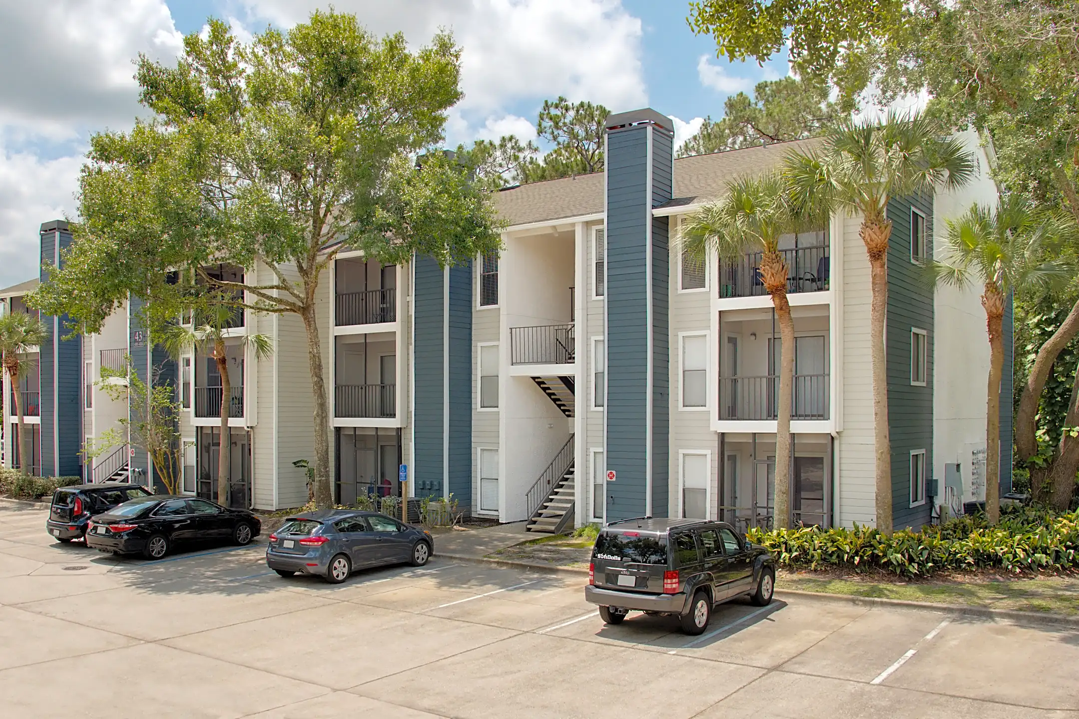 Eagles Point at Tampa Palms 14551 N 46th St Tampa, FL Apartments