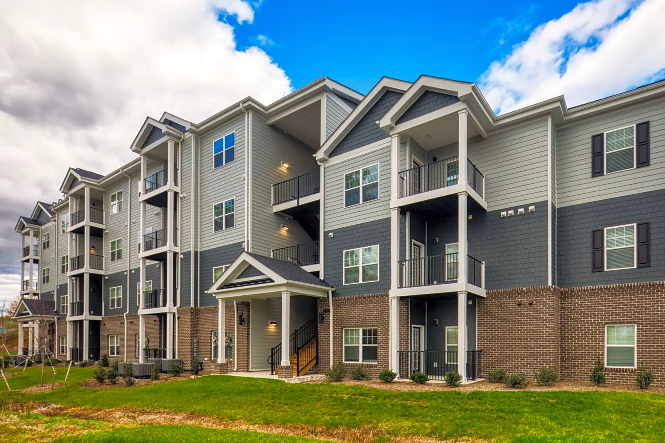 Commute With Ease: Craigslist Apartments In Suffolk County With Quick Access To Transportation