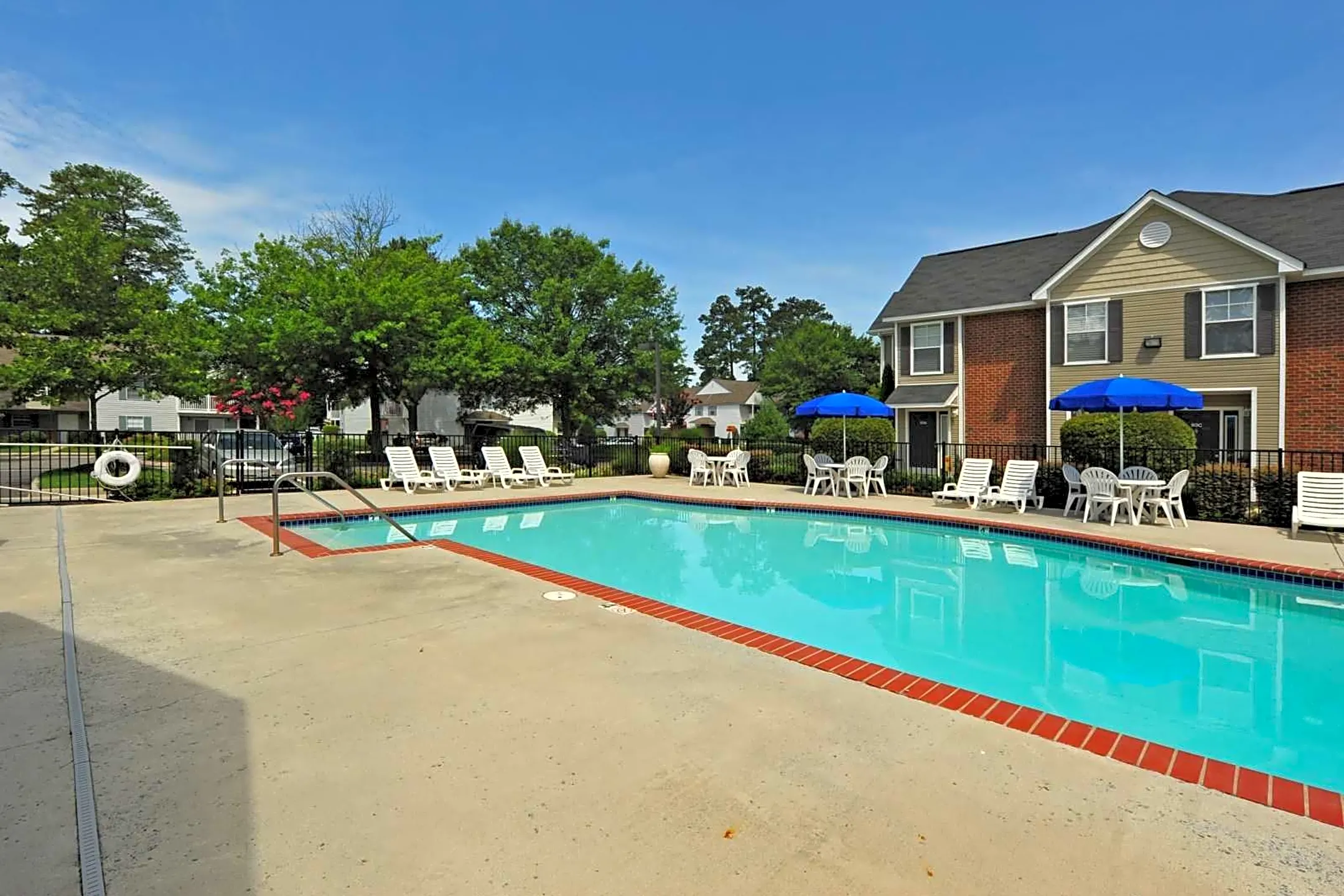 River Mews Apartments & Townhomes - 100 Mews Ln | Newport News, VA ...