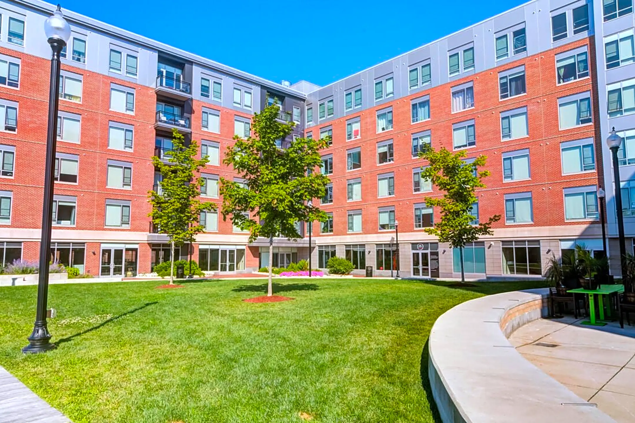 44 Merrimack St Apartments Haverhill, MA 01830