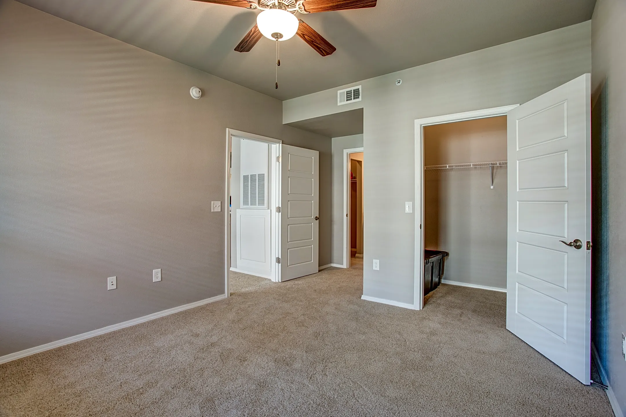 Crown Lone Oak 15400 Crown At Lone Oak Road Edmond, OK Apartments