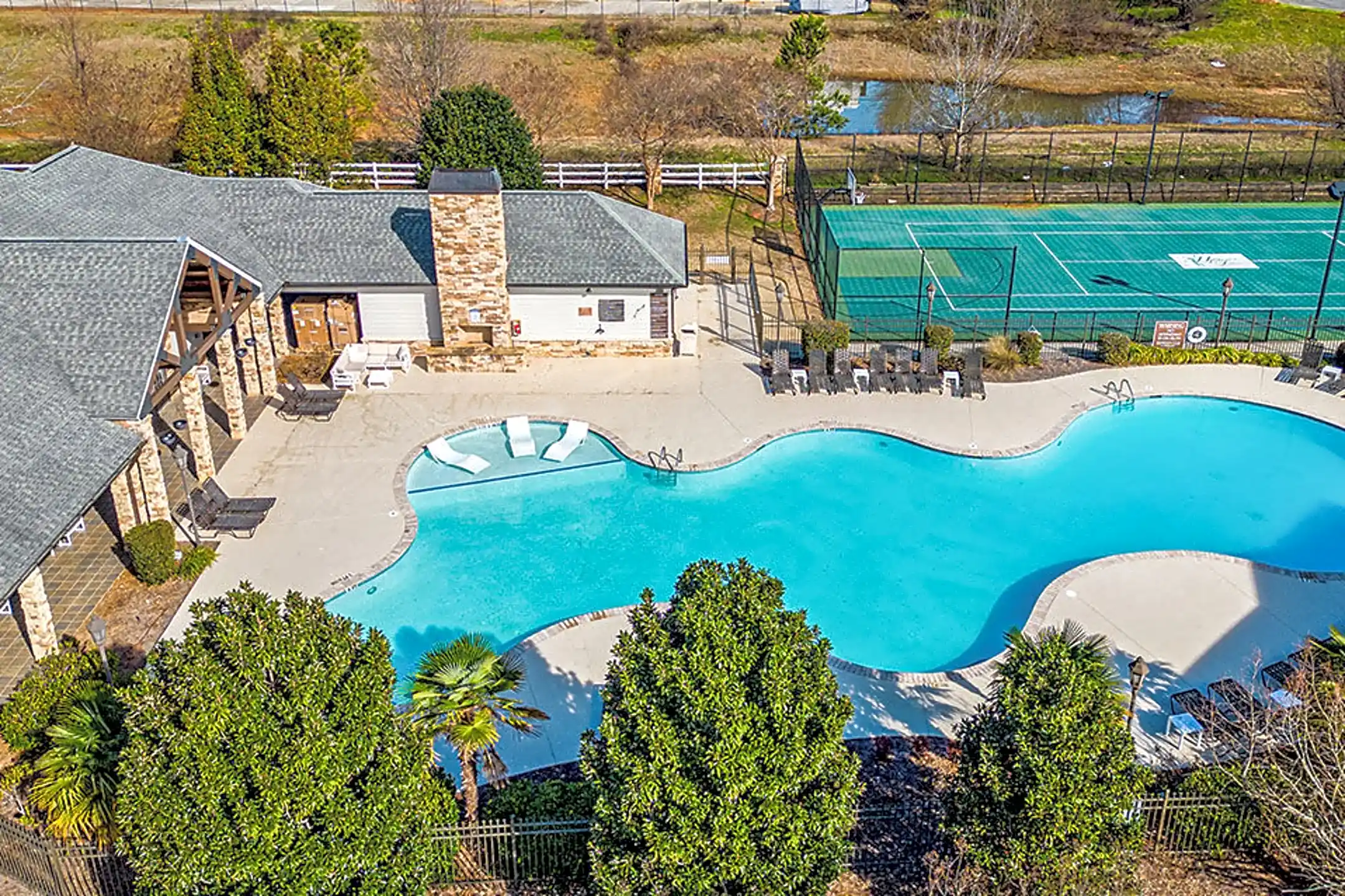 Houston Lake Apartment Community 2350 Houston Lake Rd Kathleen, GA