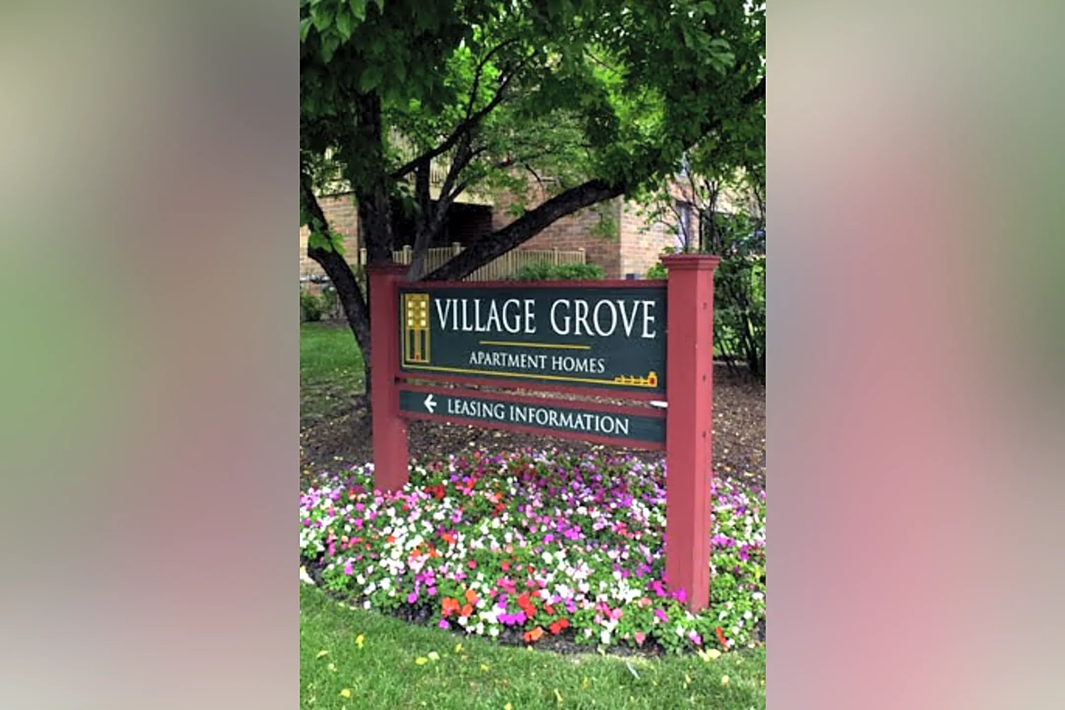 Community Signage - Village Grove Apartments - Elk Grove Village, IL