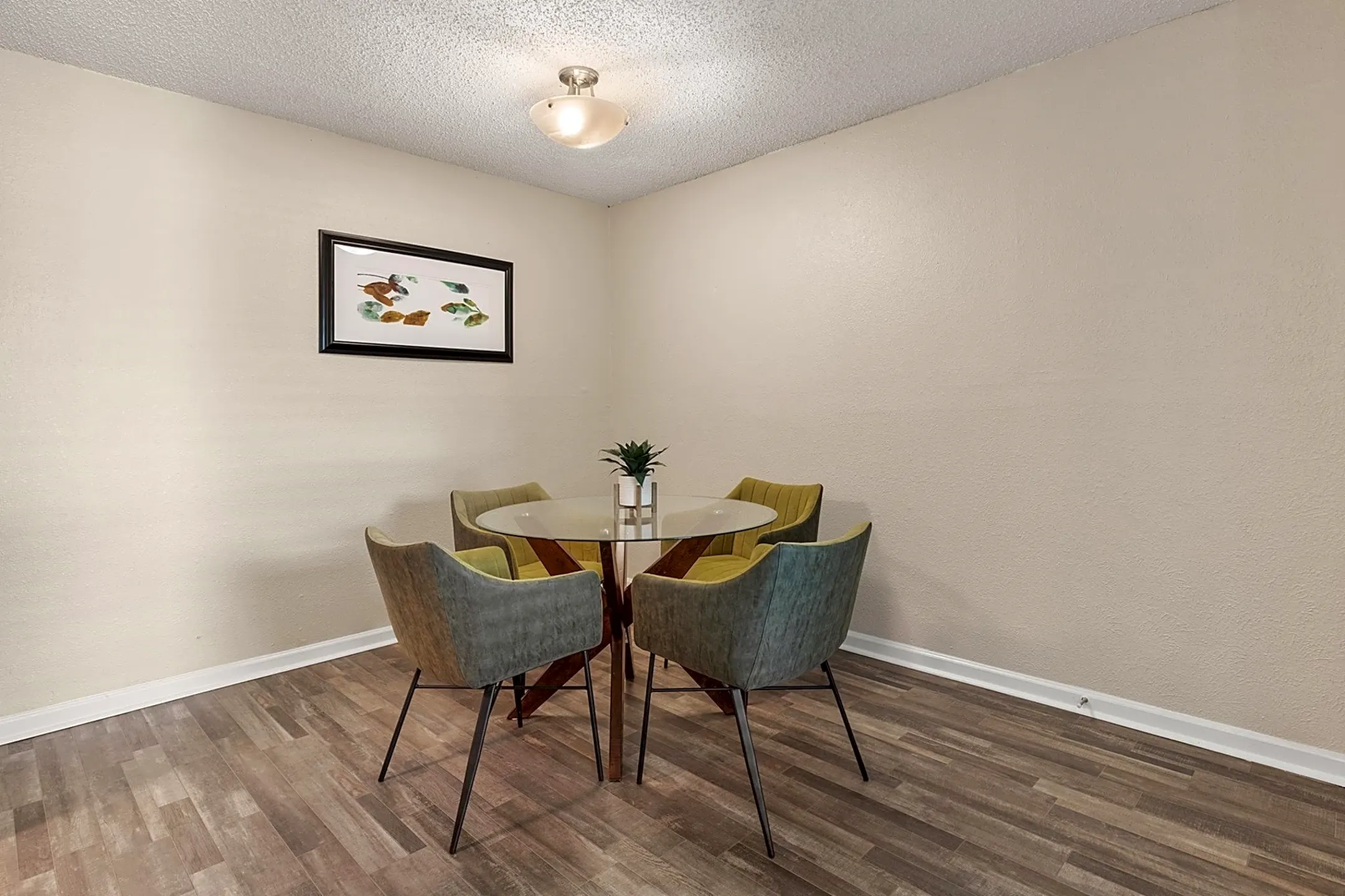 Residence on Lamar Arlington, TX 76011