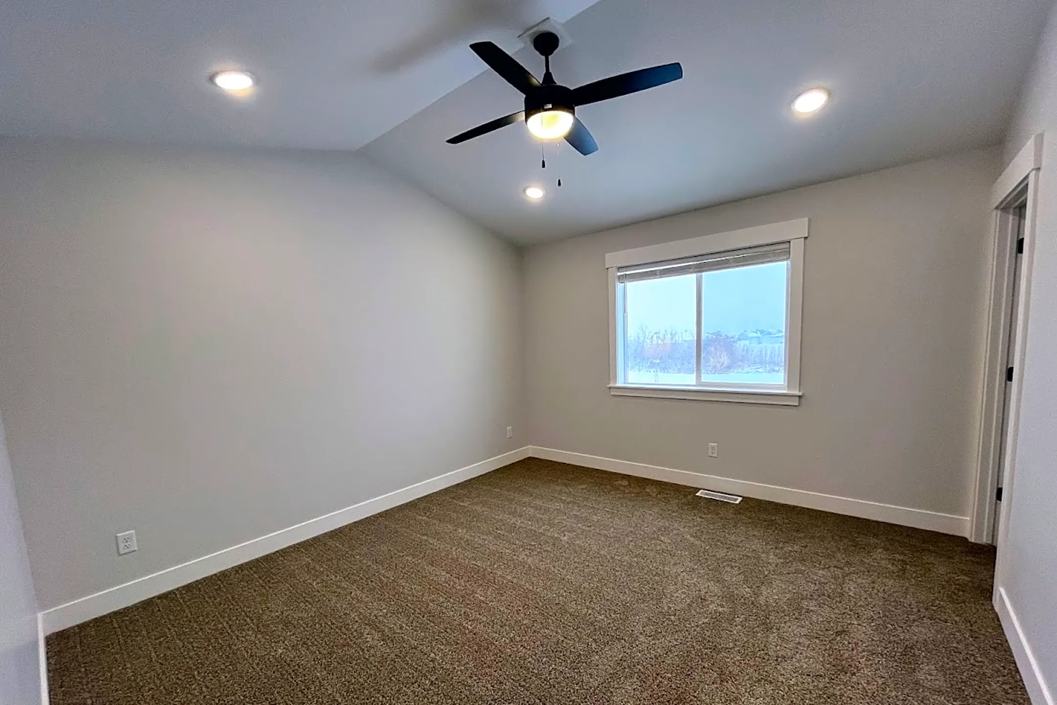 3824 Judy St Townhomes Ammon, ID 83406