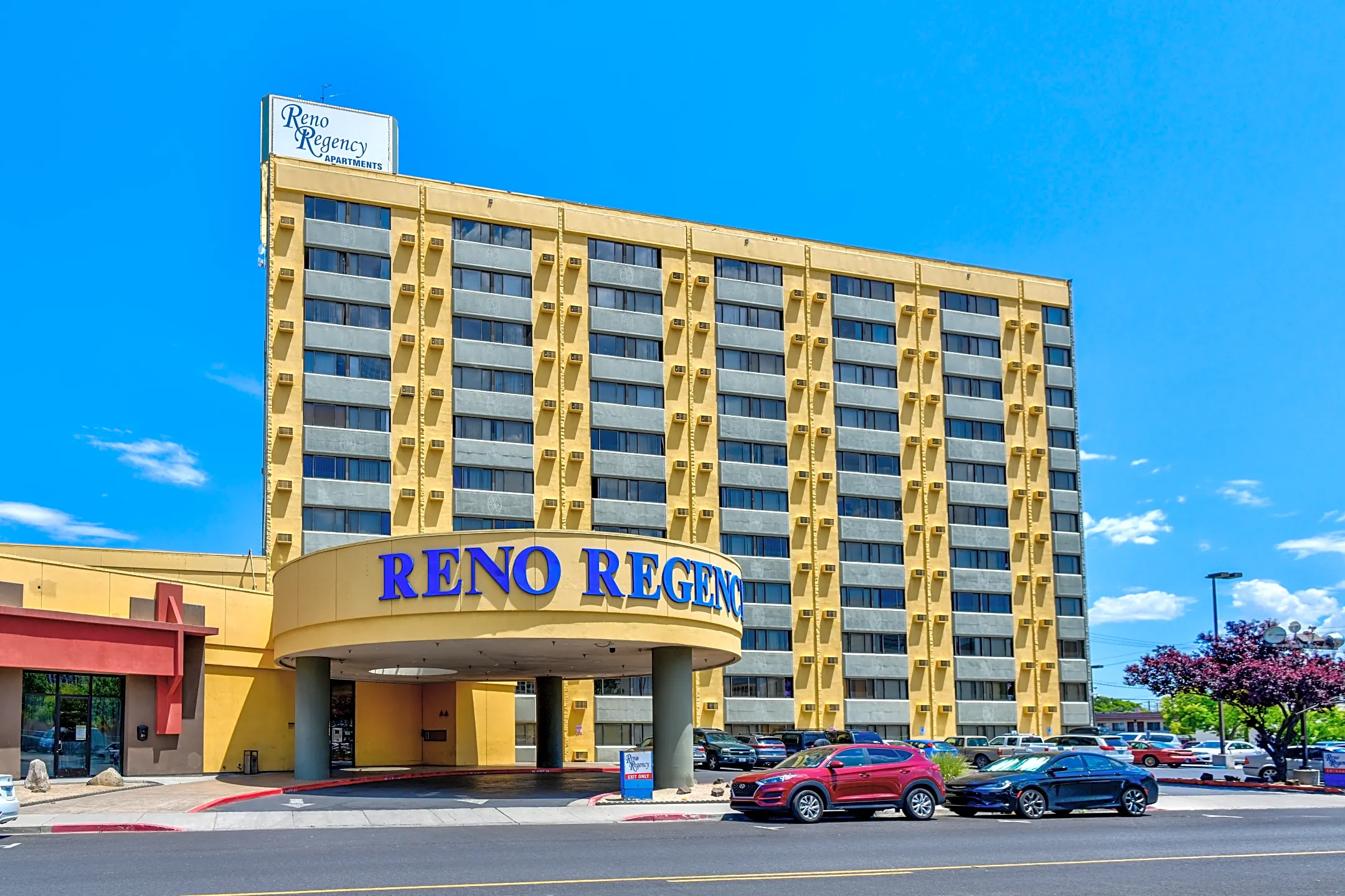 Reno Regency 590 Lake St Reno, NV Apartments for Rent Rent.