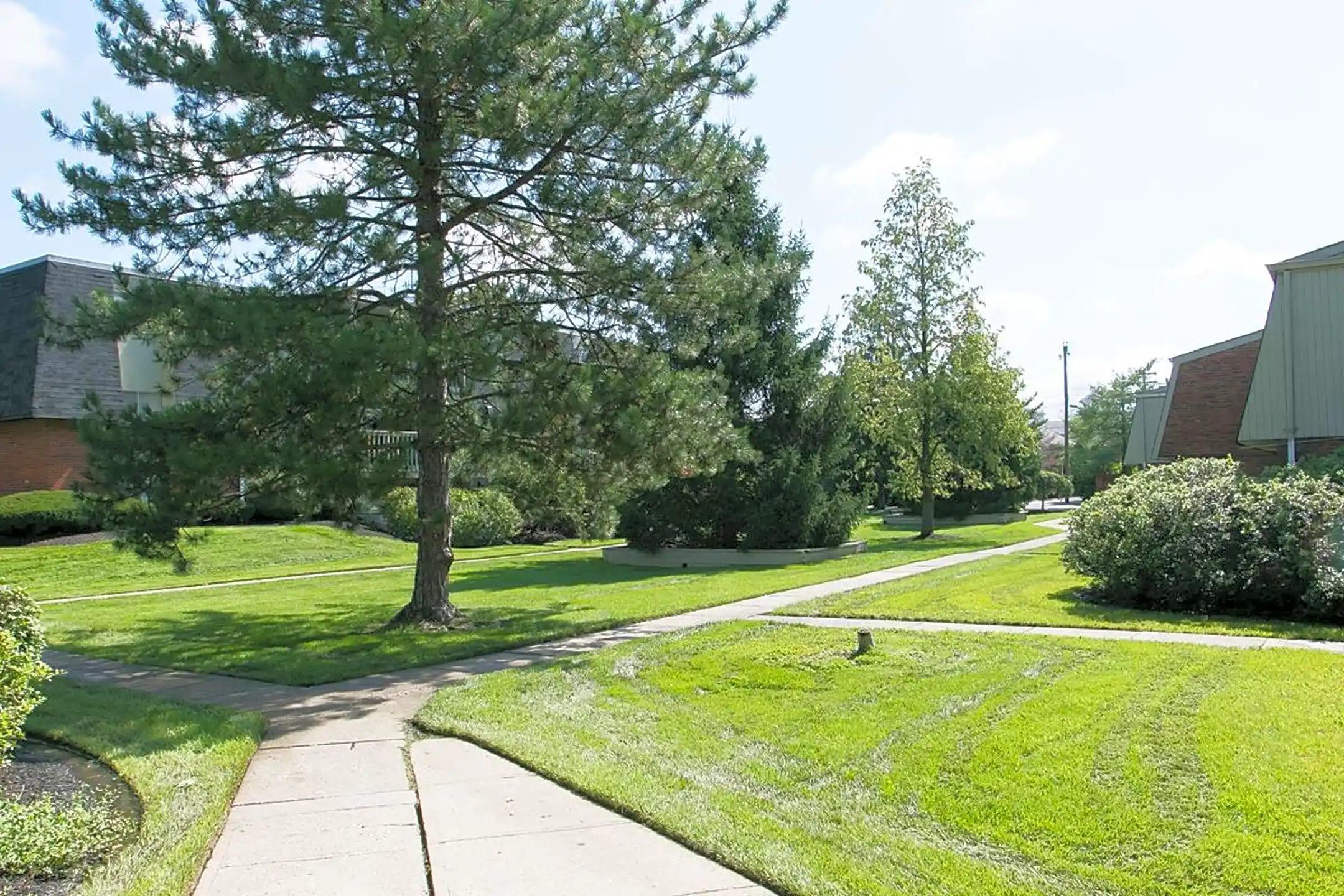 Finneytown Apartments 9117 Winton Rd Cincinnati, OH Apartments for