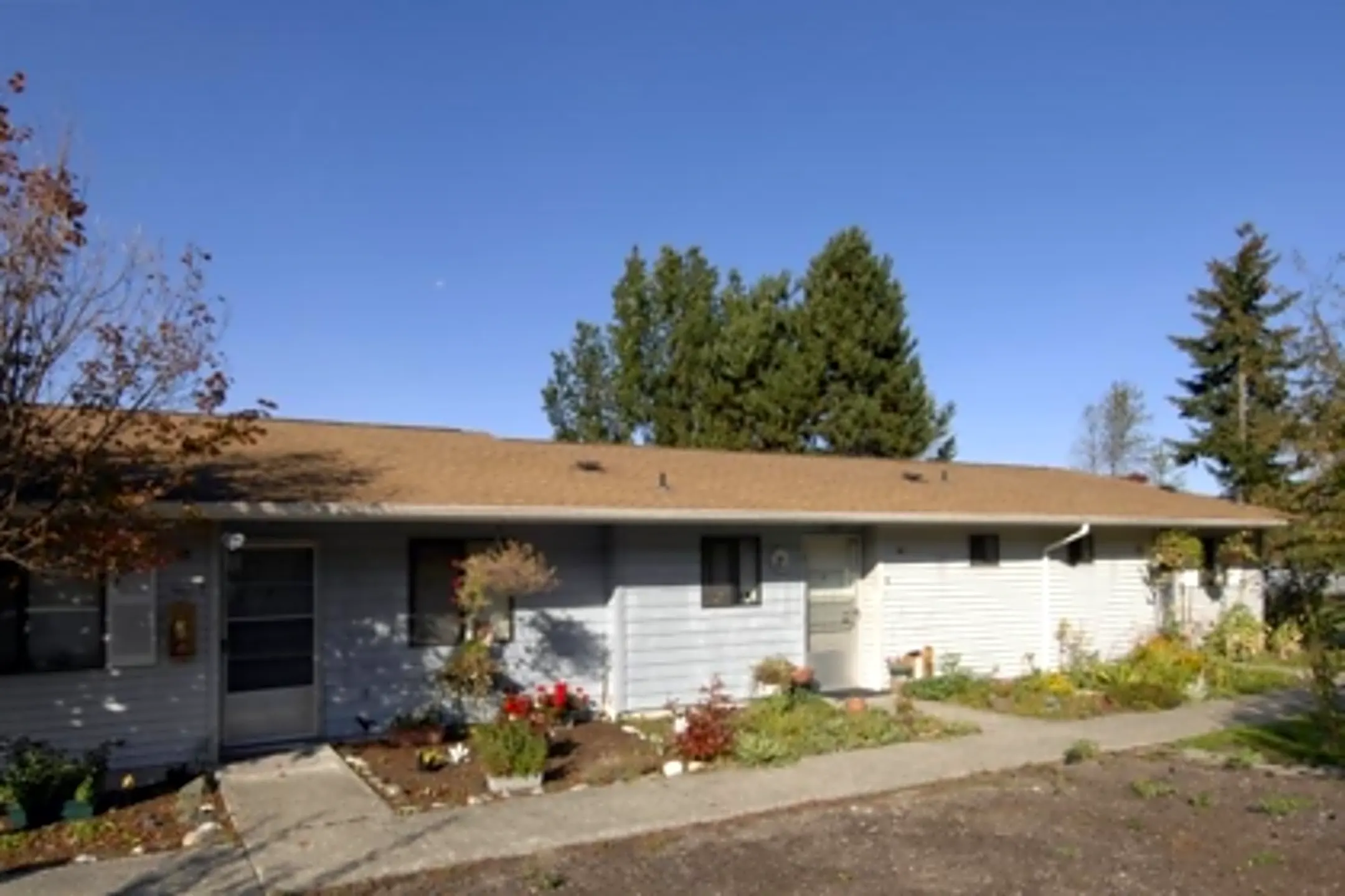 Whitehorse Apartments 555 Elwell Avenue Darrington, WA for Rent Rent.