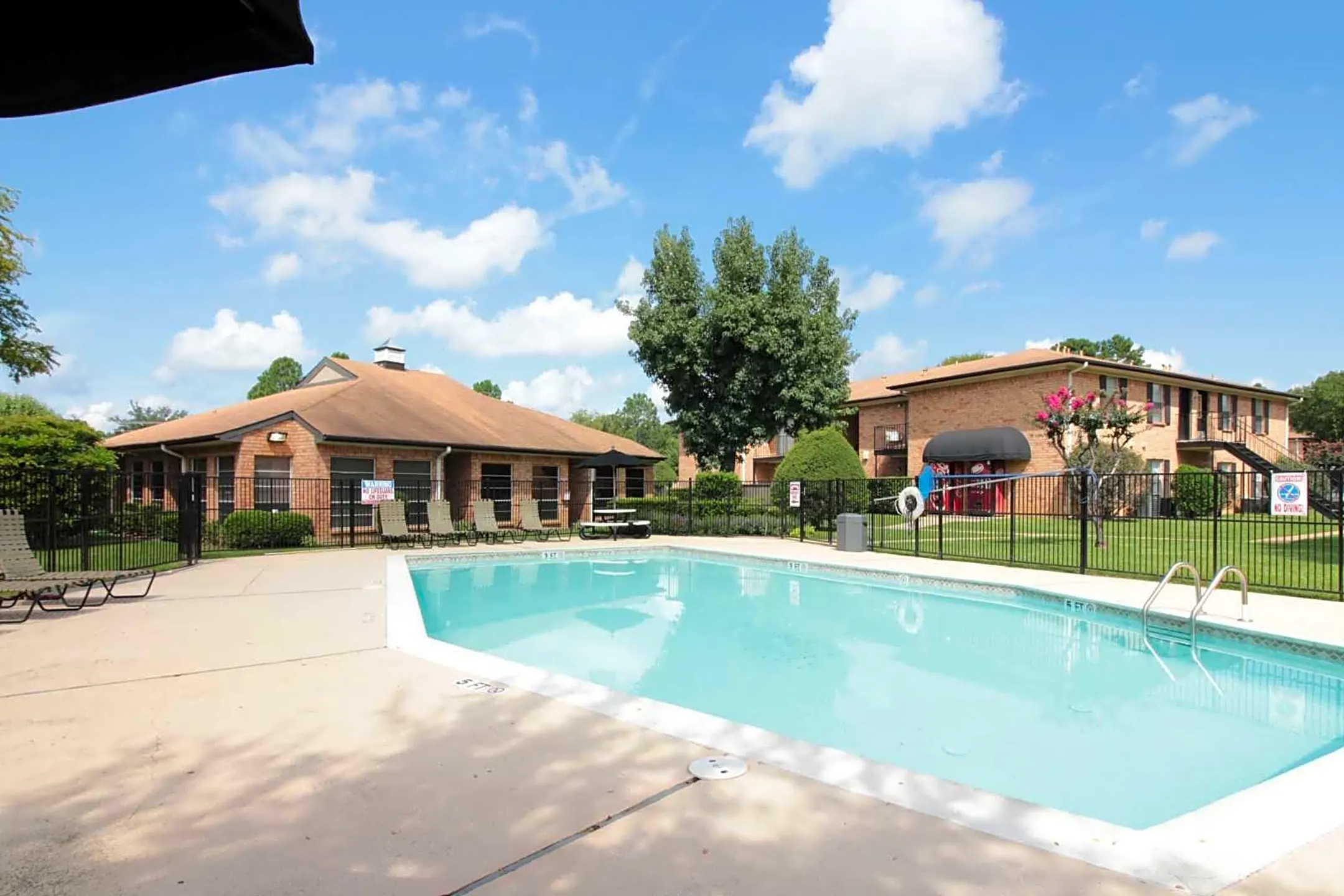 Saddlebrook Apartments In Longview Texas