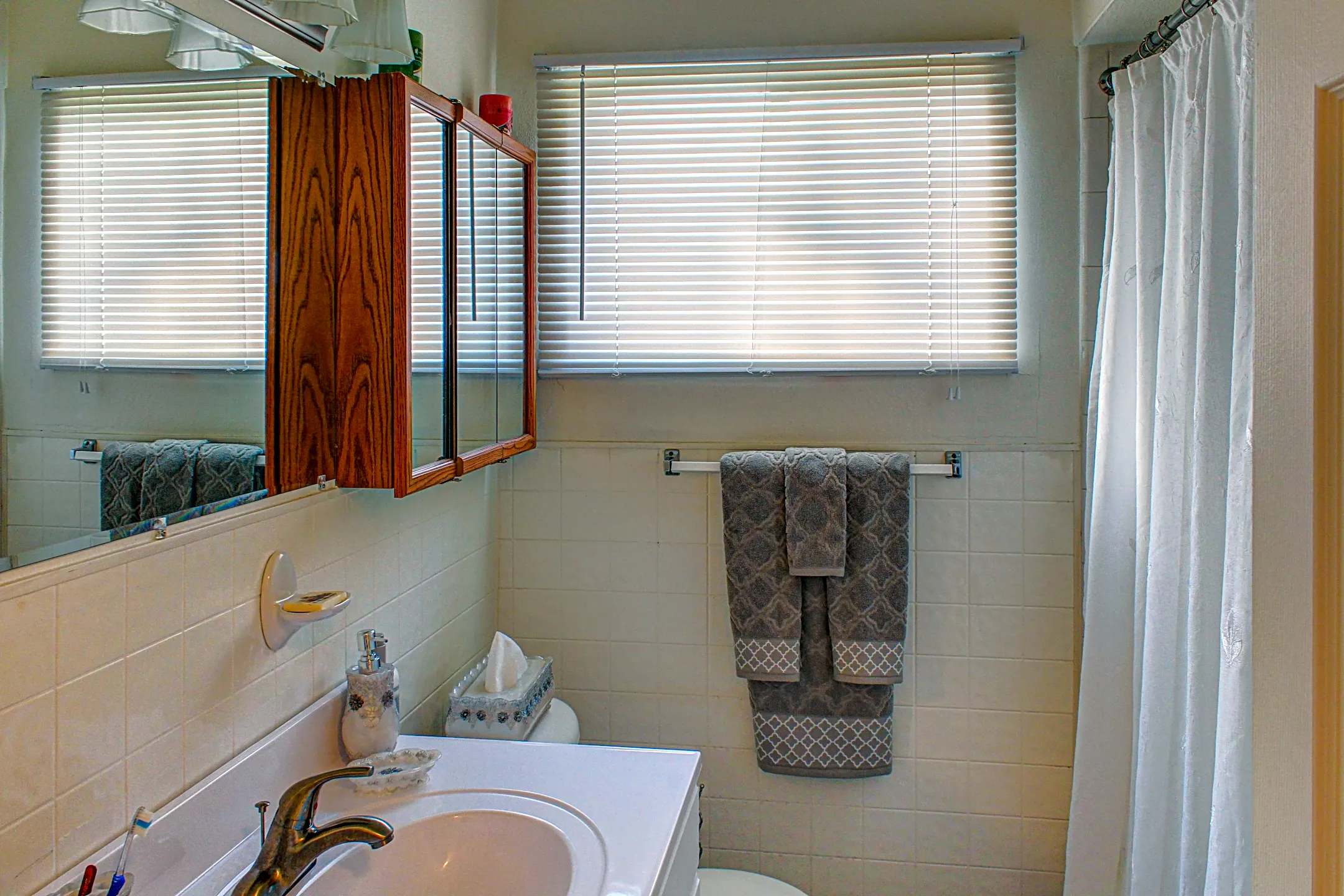 Bathroom - Campbell Row Apartments - Royal Oak, MI