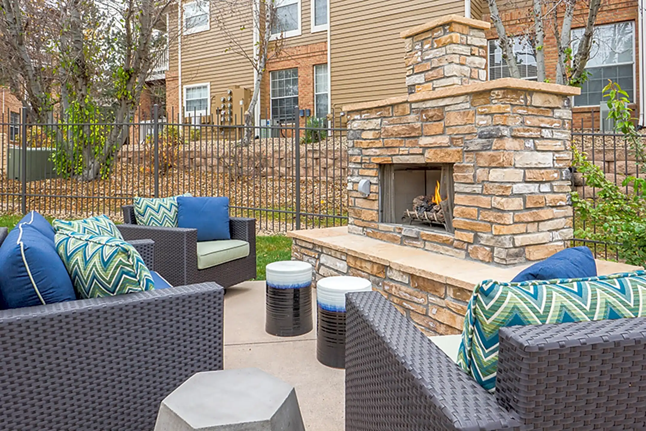 The Bluffs at Highlands Ranch 600 W County Line Rd Highlands Ranch