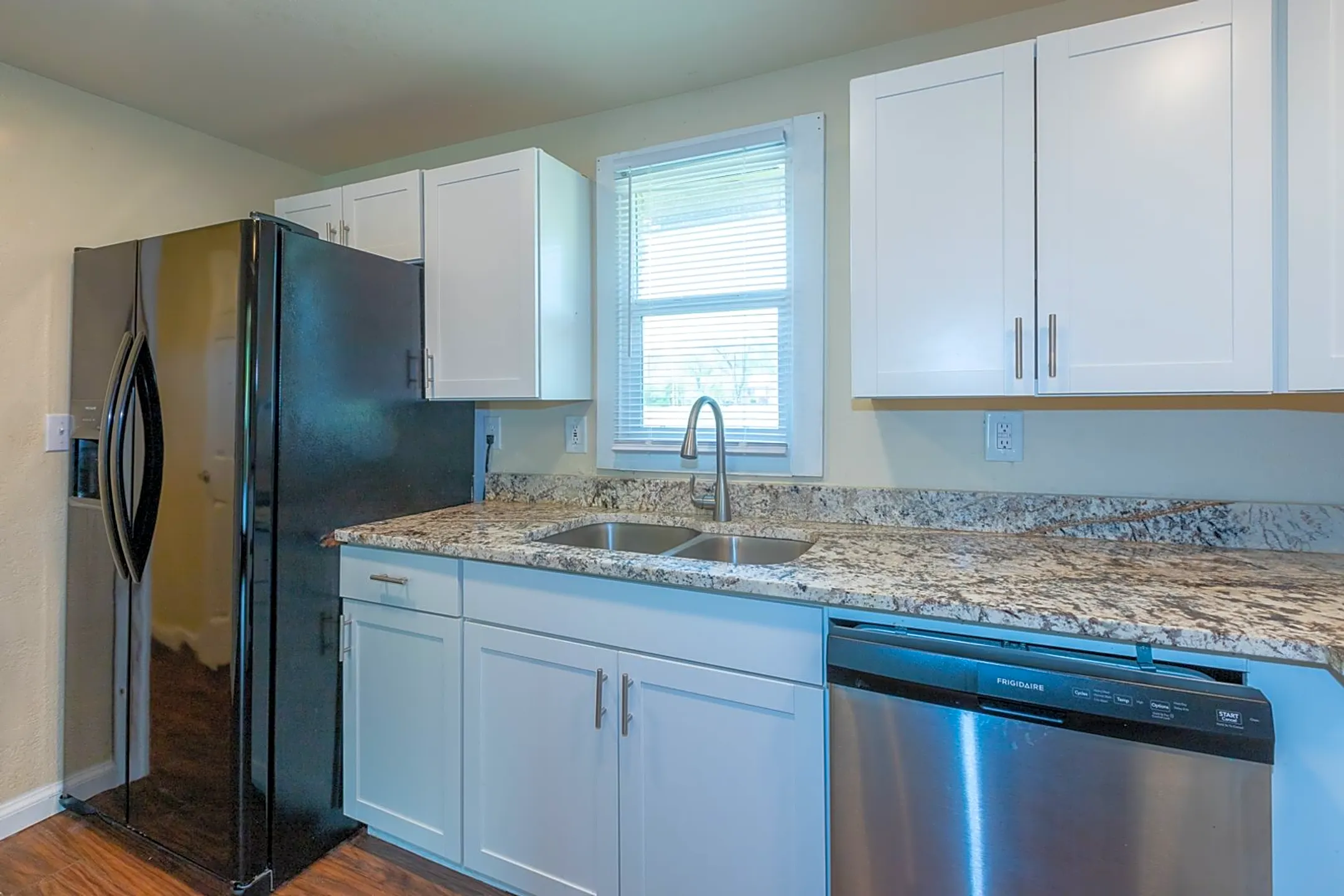 225 E Redwood St Coweta, OK Houses for Rent Rent.