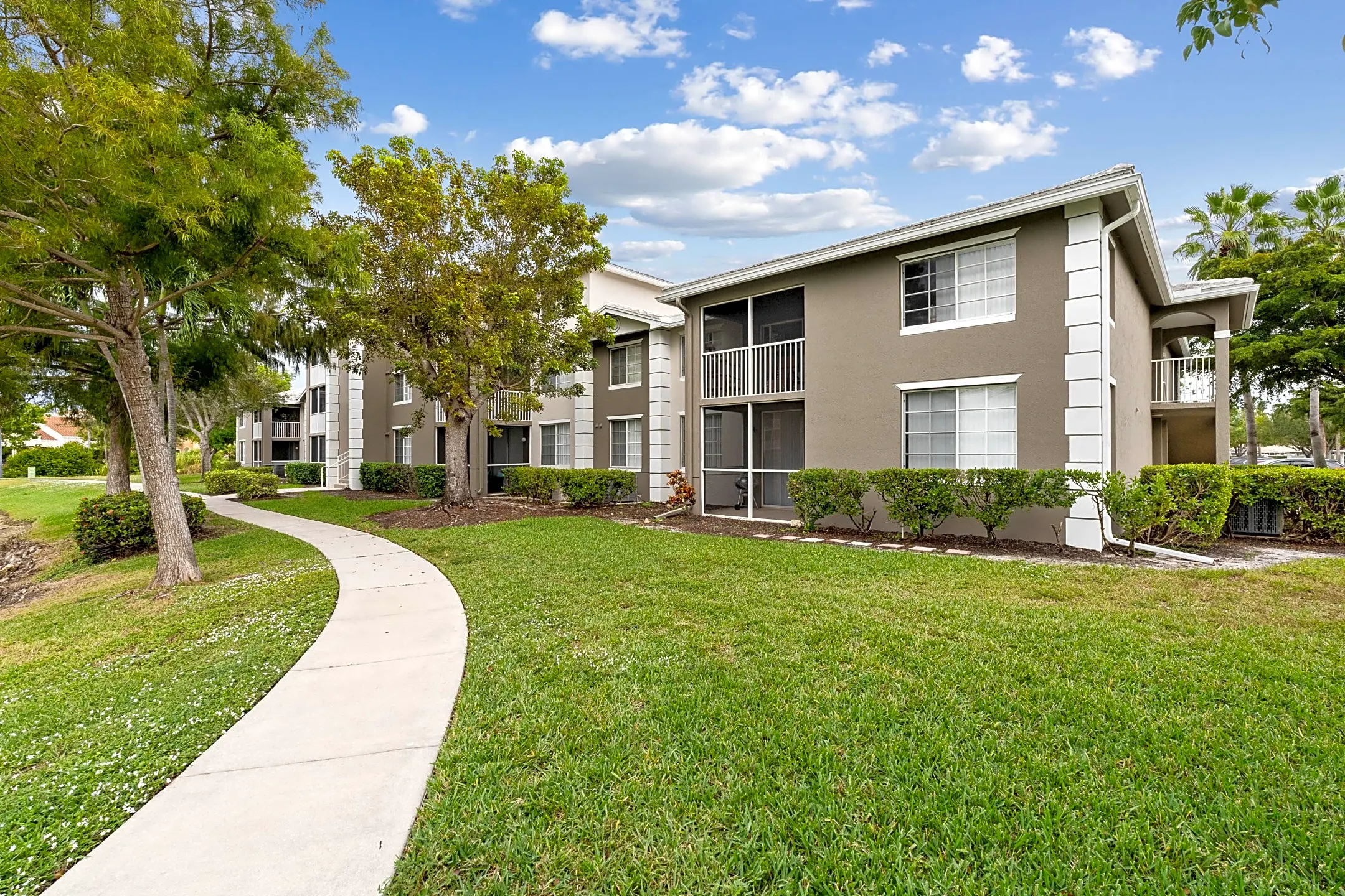 The Promenade At Reflection Lakes Apartments - Fort Myers, FL 33907