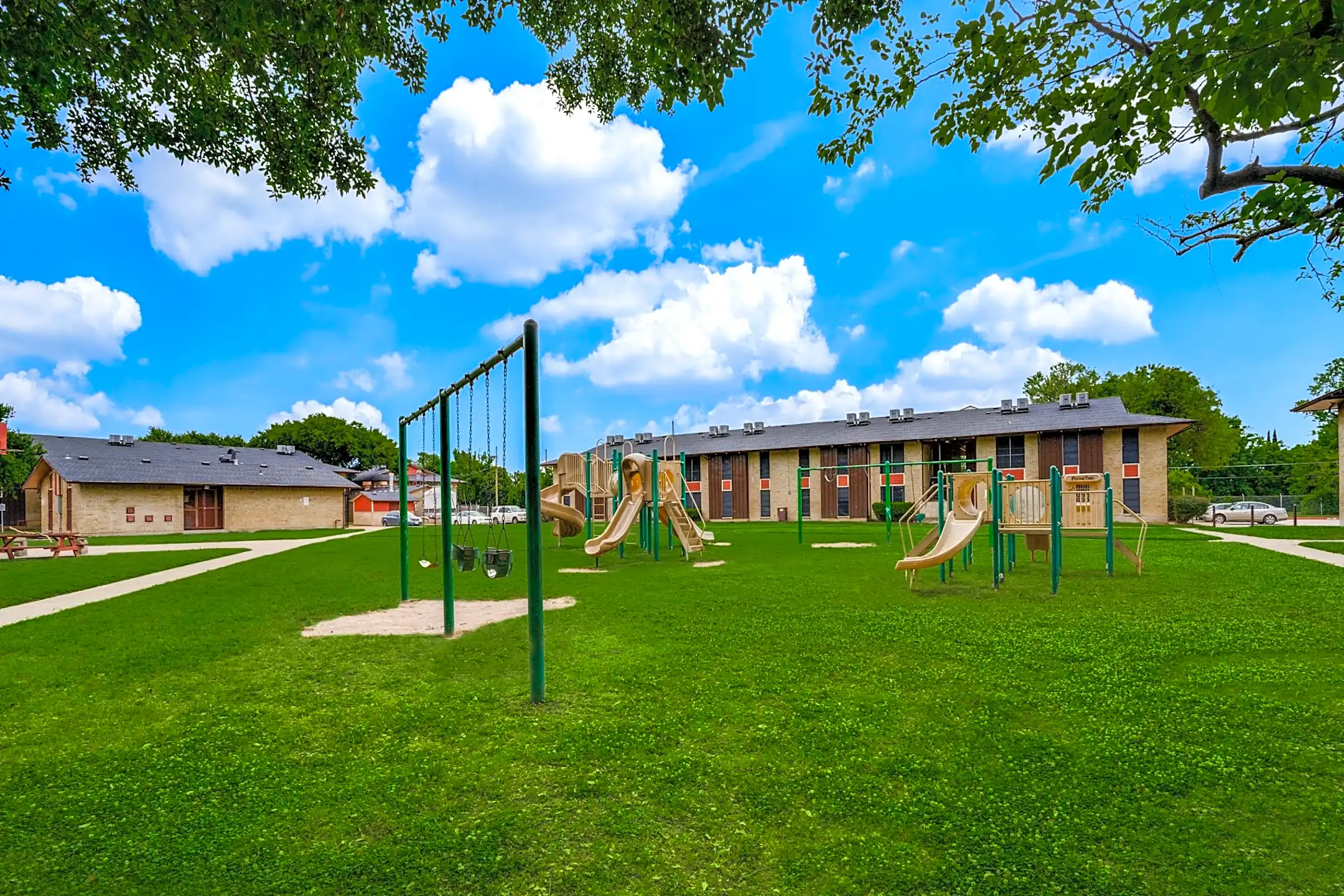 maderas-apartments-dallas-tx-75217
