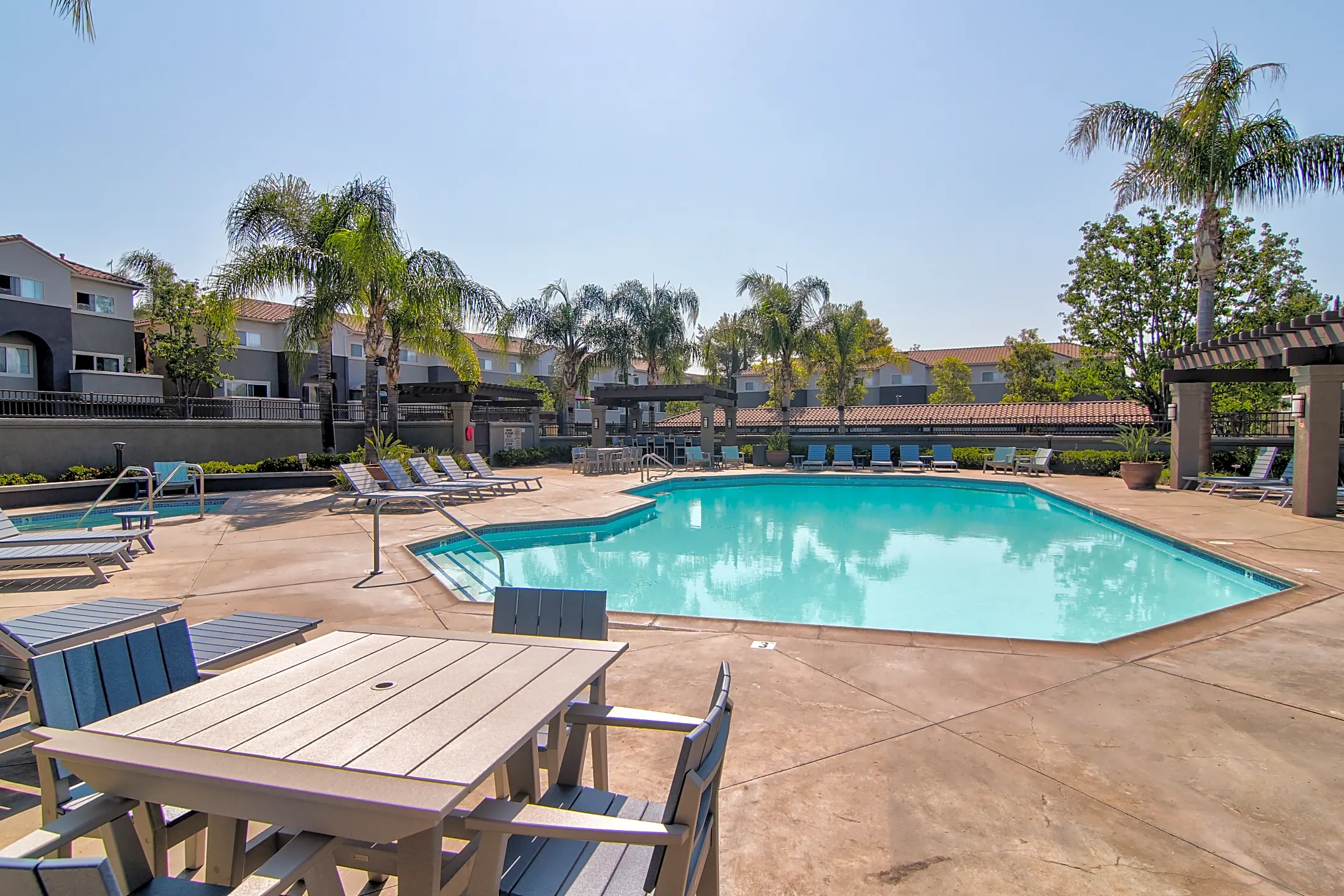 Madrid Apartments Mission Viejo, CA 92692