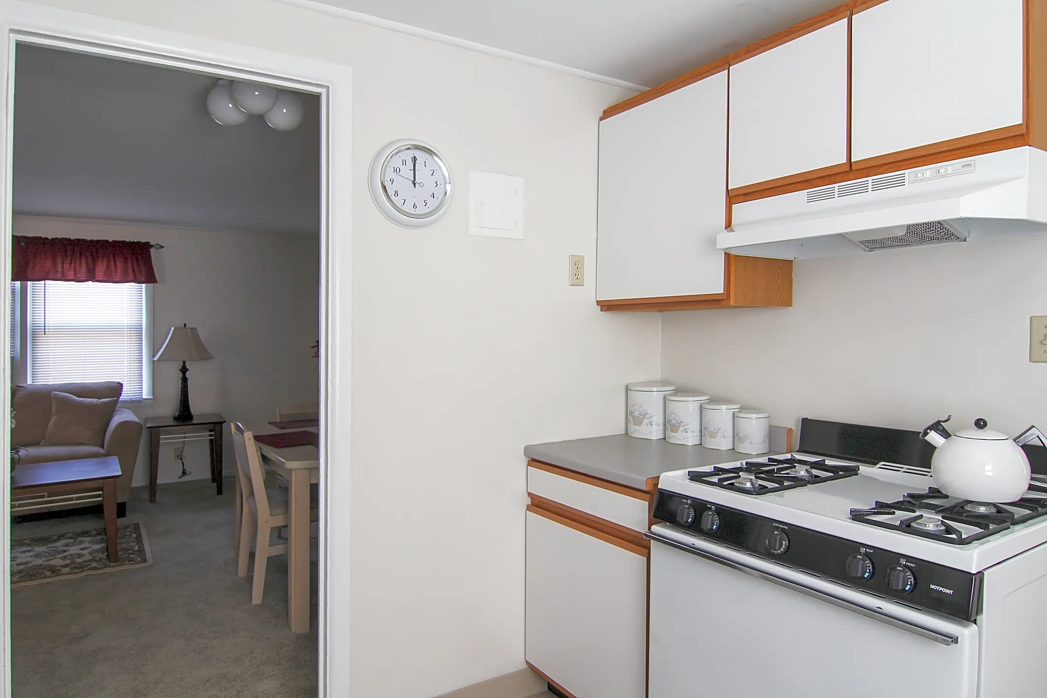 Brookside Commons Apartments East Hartford, CT 06118