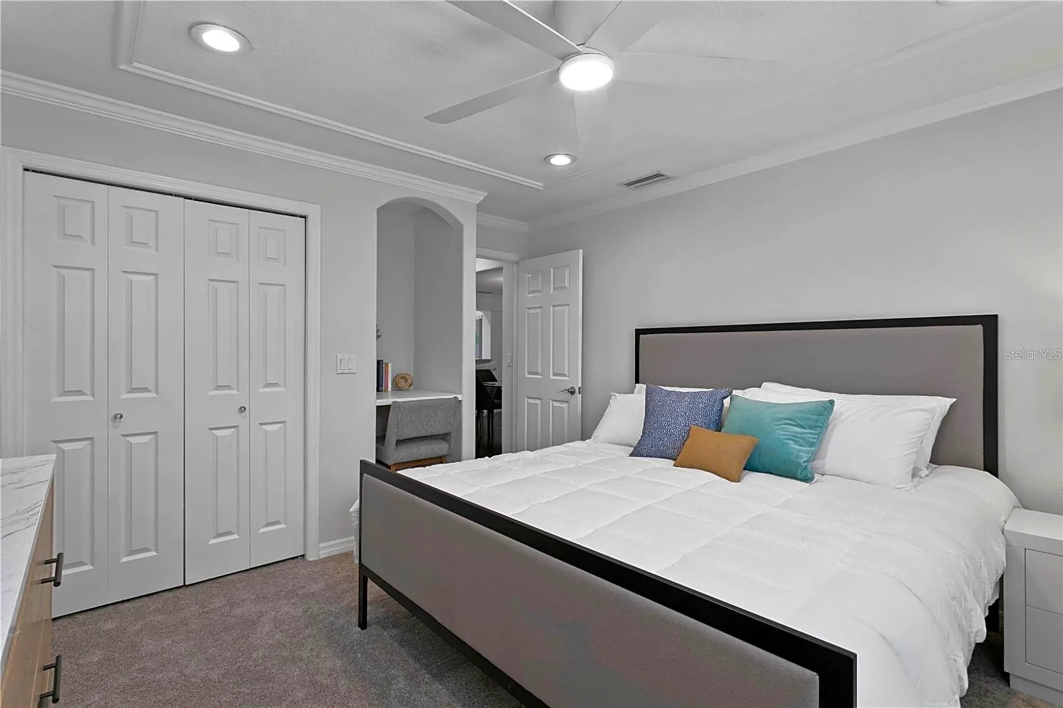 Bedroom - 4815 W San Rafael St - Tampa, FL