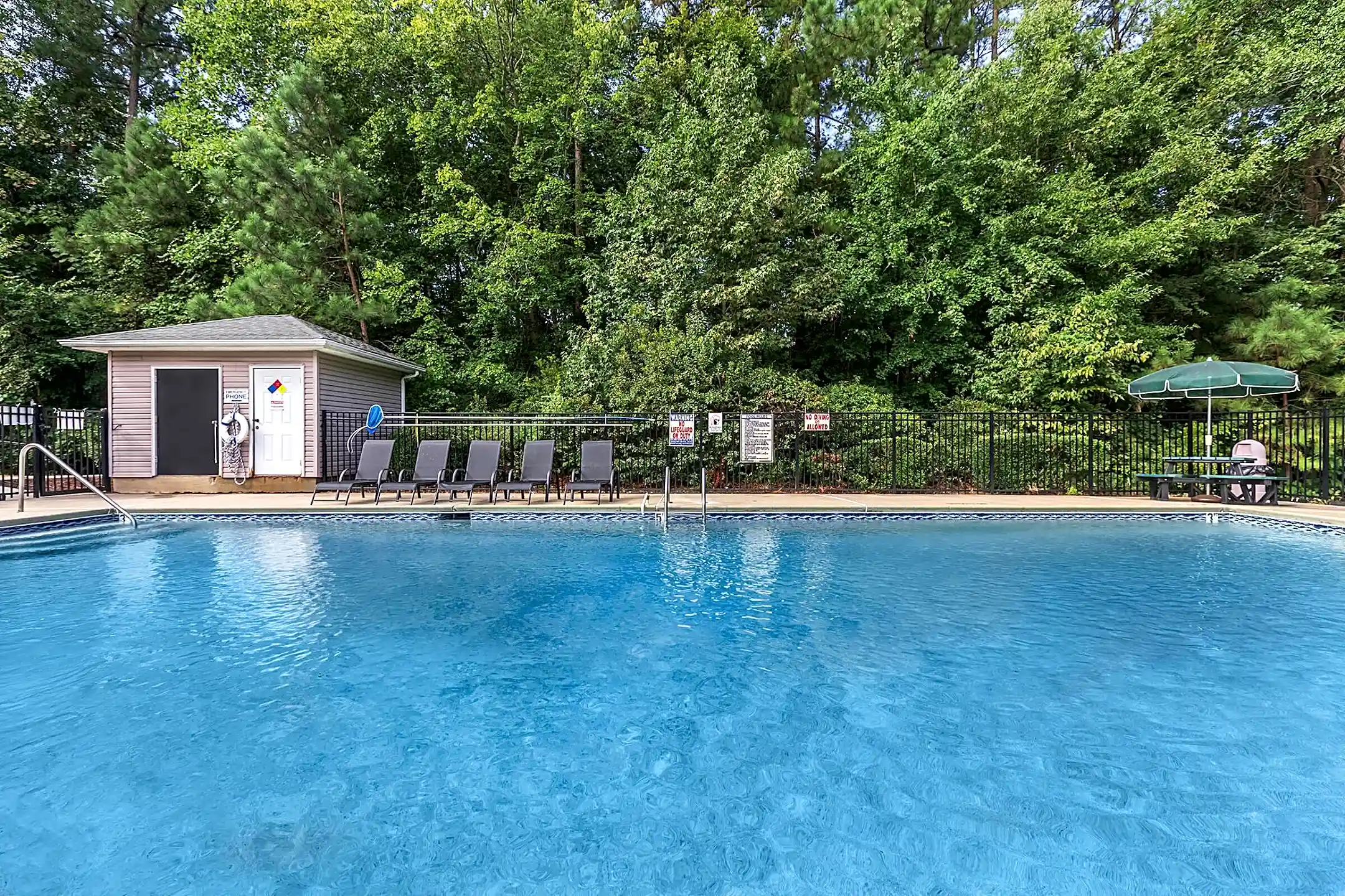 Greens Of Pine Glen 6201 Pine Glen Trl Durham, NC Apartments for