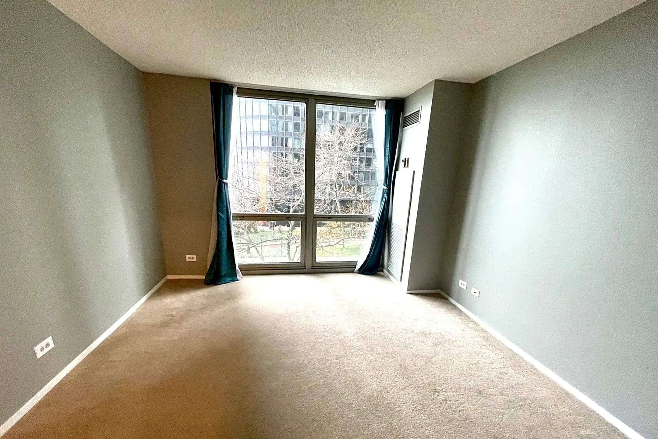 195 N Harbor Dr #304 - Chicago, IL