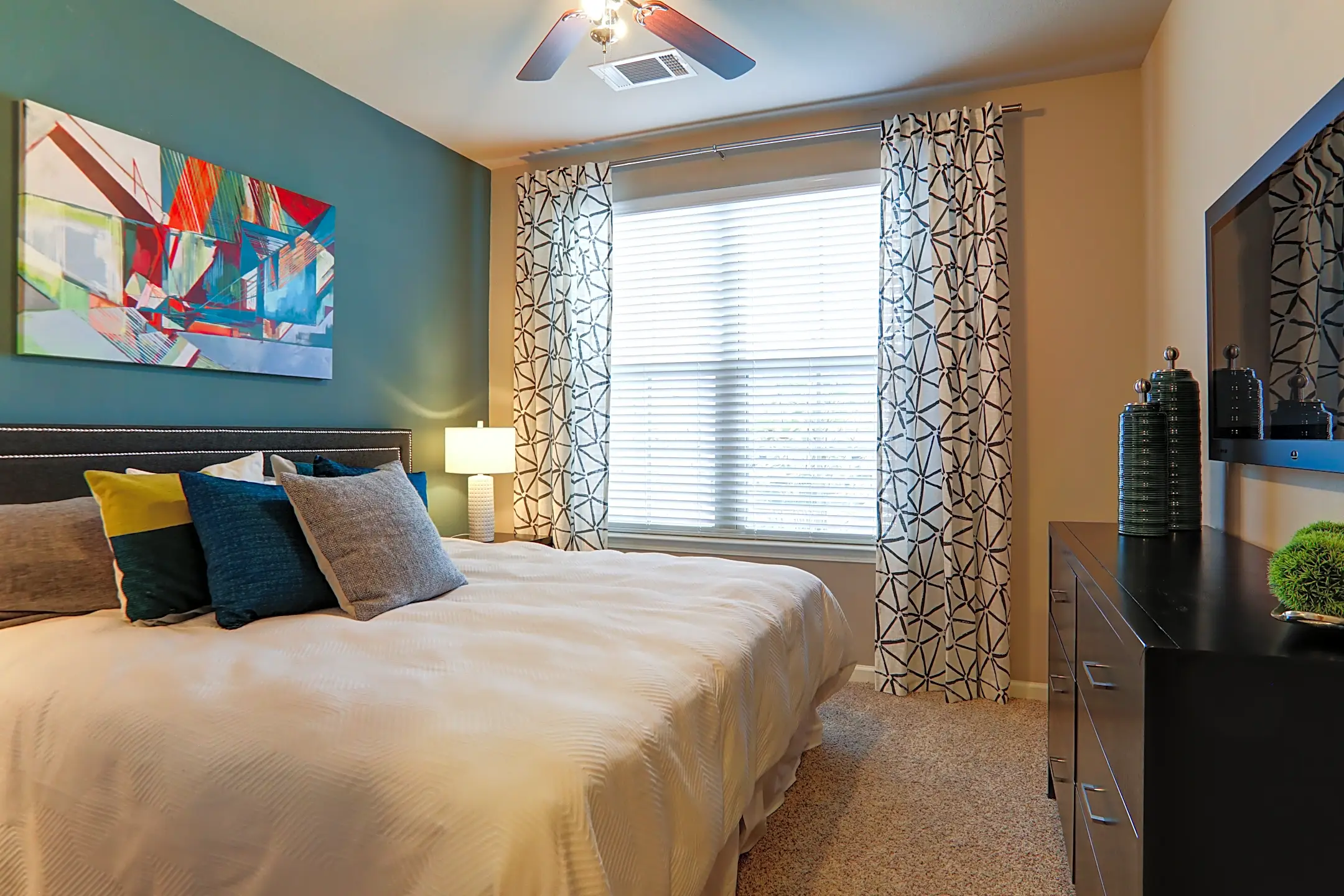 The Retreat at Juban Apartment Homes 10077 Juban Crossing Blvd
