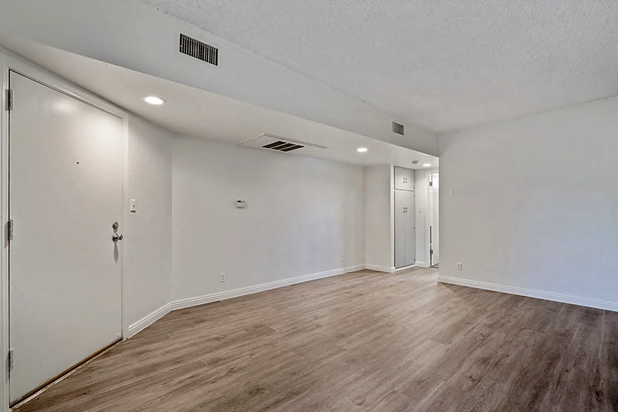 Kahala And Islander Apartments 10121 Buford Ave Apt 31 Inglewood