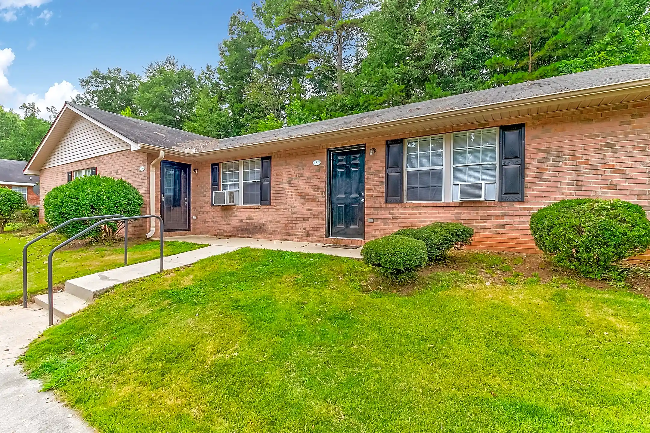 Jackson Place Apartments 136 Victoria Way Commerce, GA Apartments