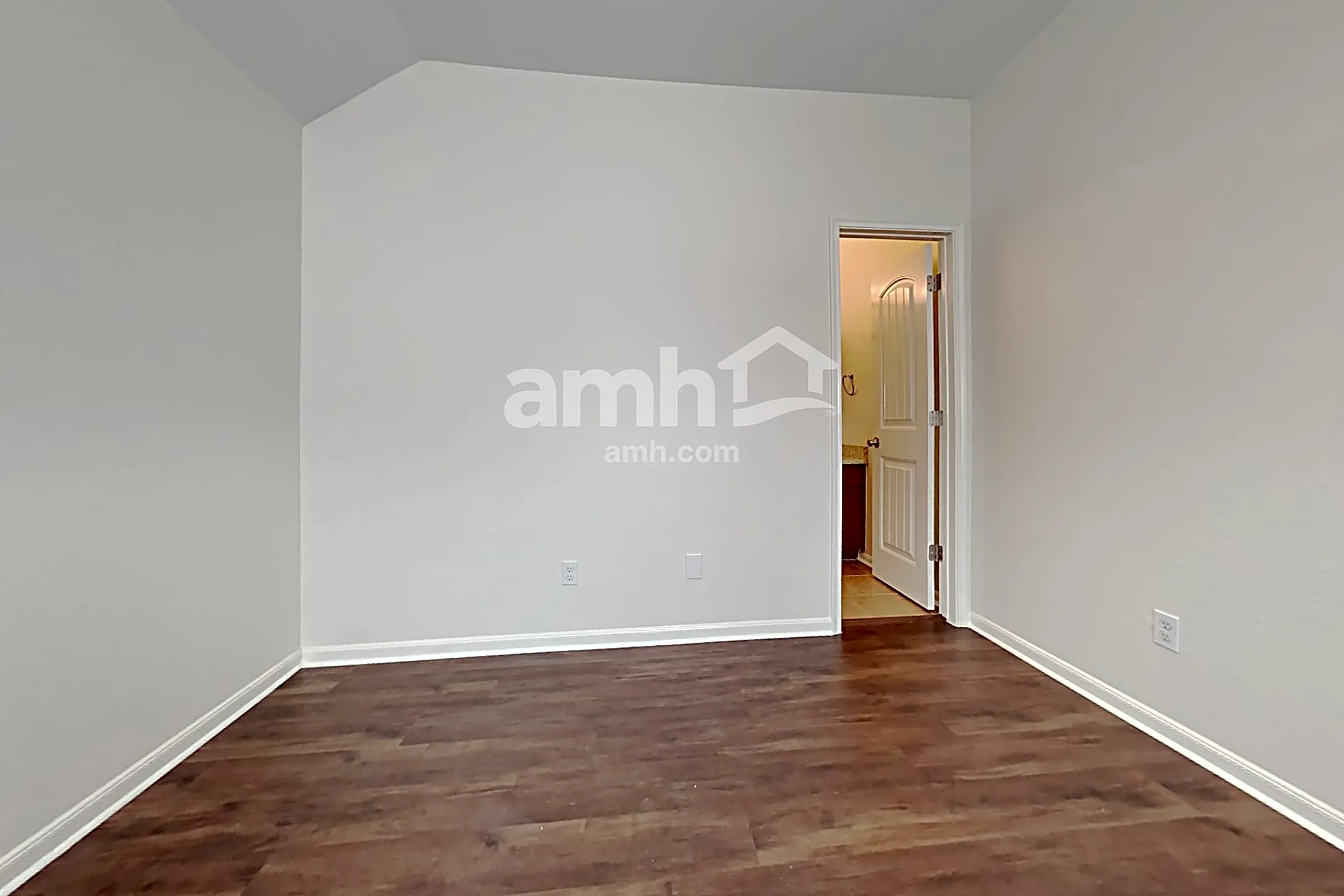 Bedroom - 134 Magnolia Grove Lane - Conroe, TX
