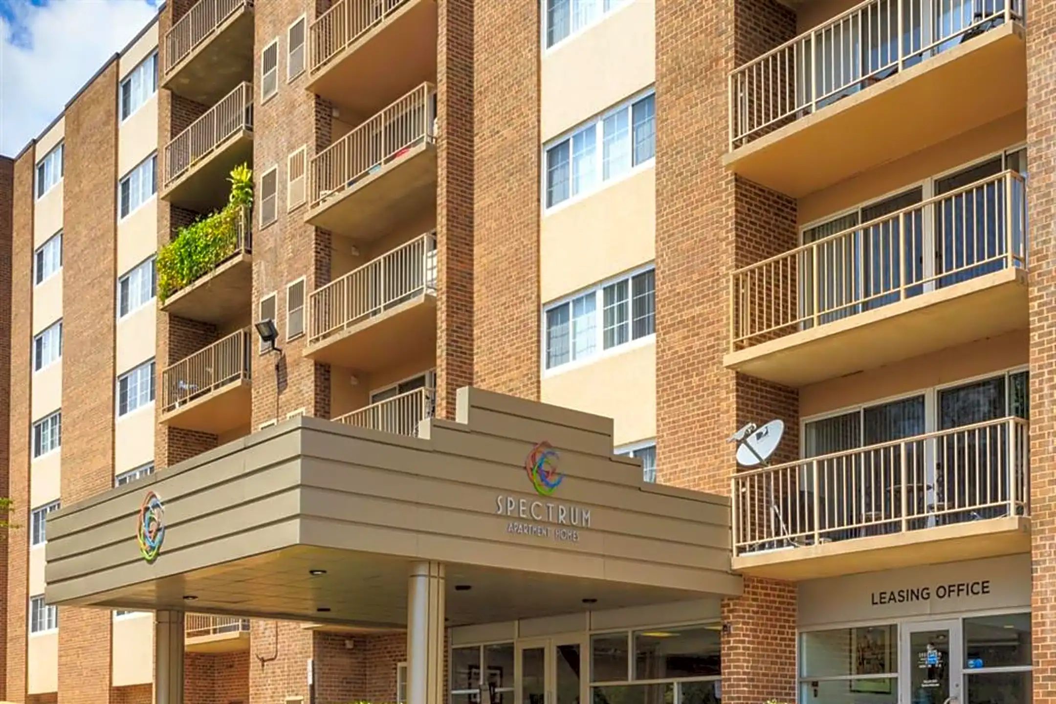 Spectrum Apartments Arlington, VA 22206