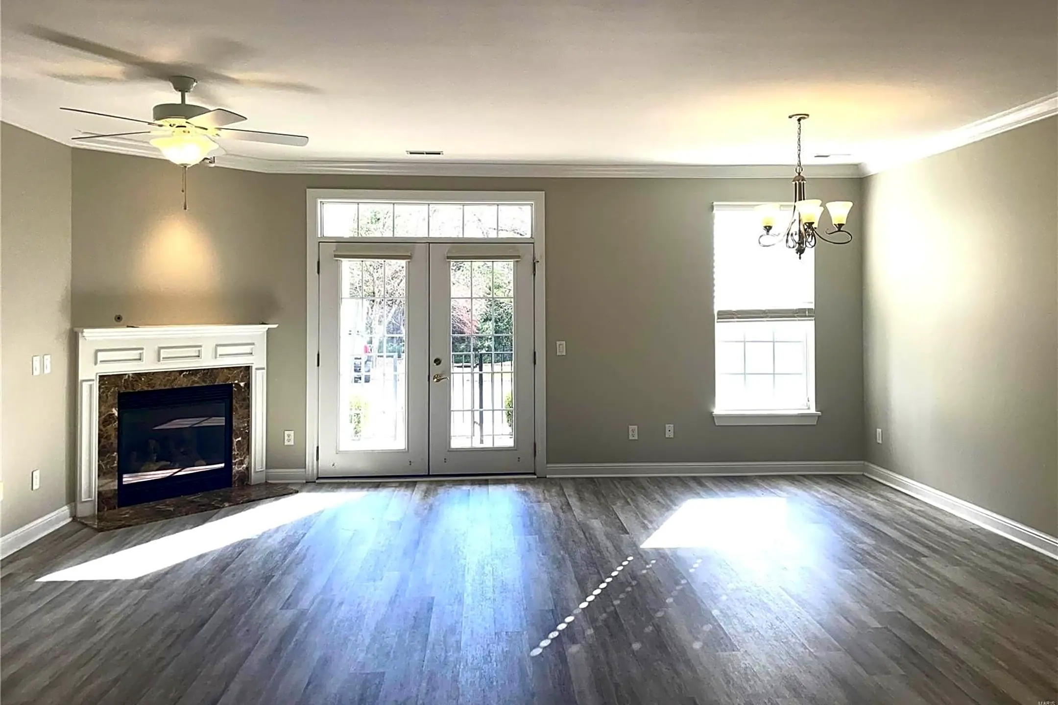 1163 Mill Crossing Dr 103 Condos Creve Coeur, MO 63141