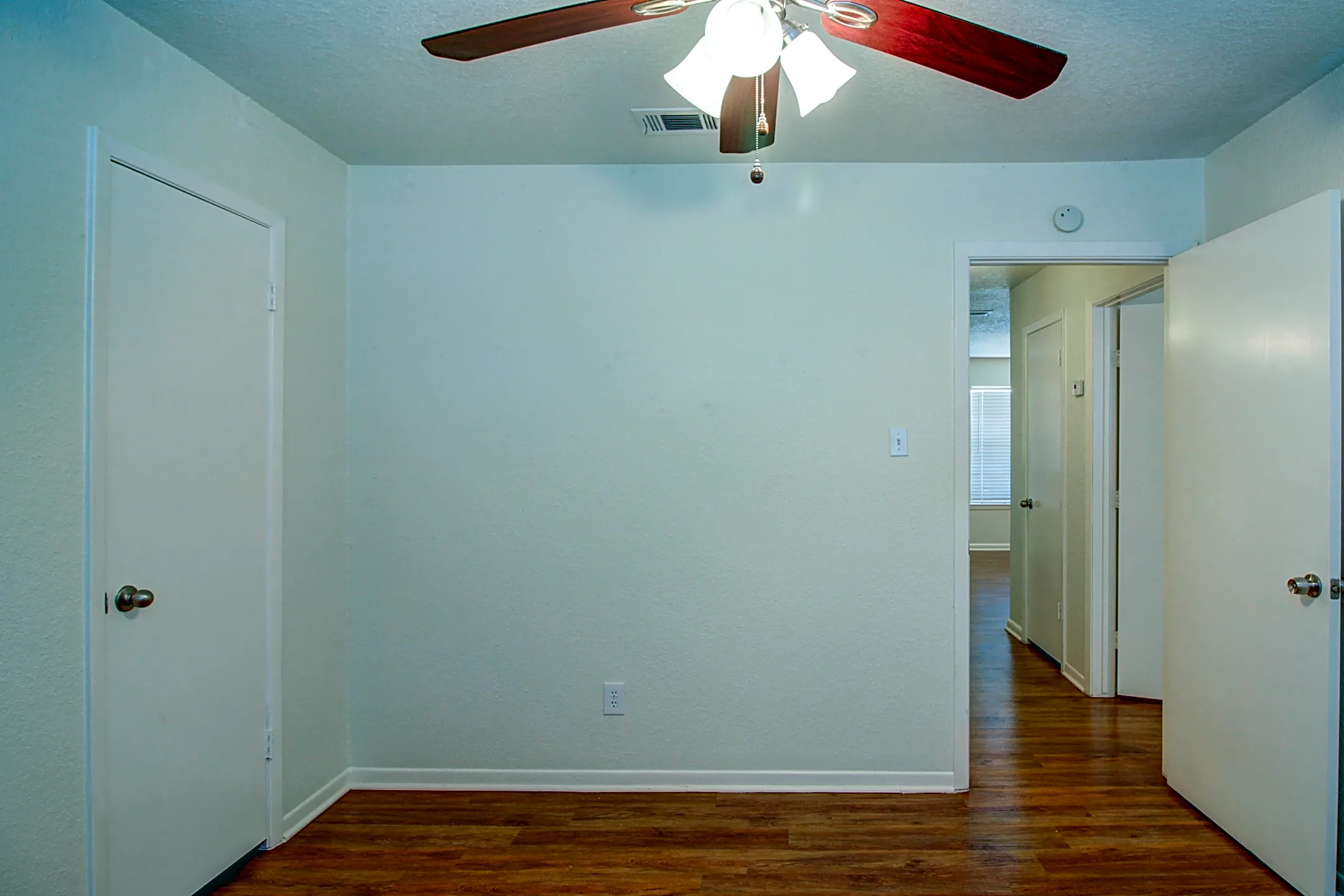 Bayou Drive Apartments 601 E Coombs St Alvin, TX Apartments for