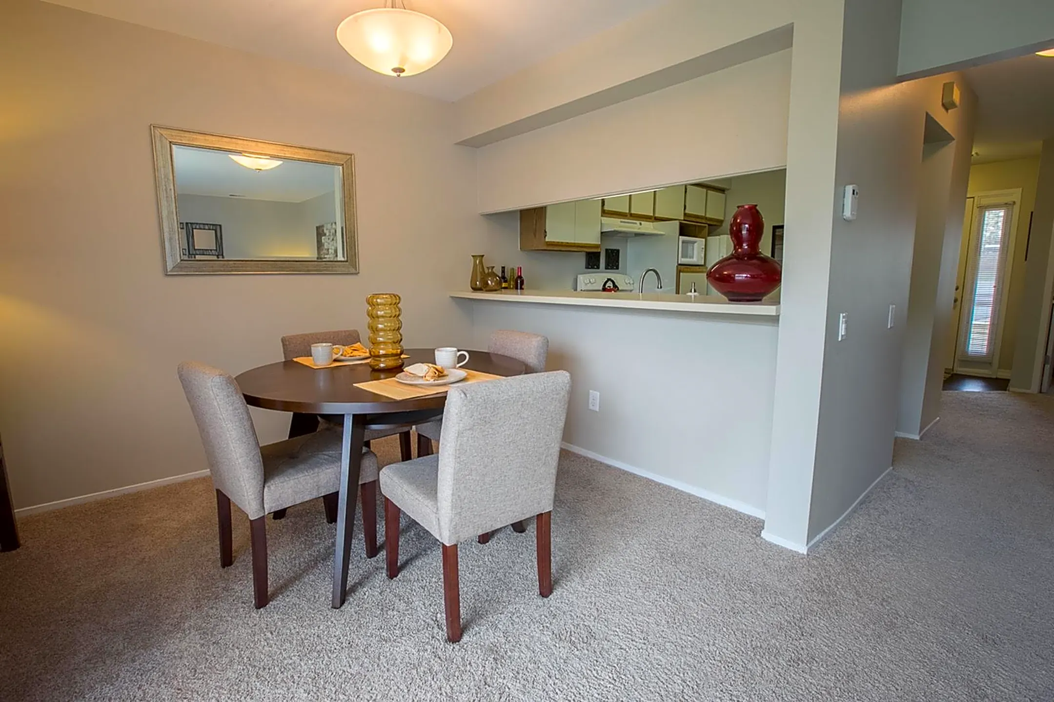 Spring Valley Apartments Farmington Hills, MI 48331