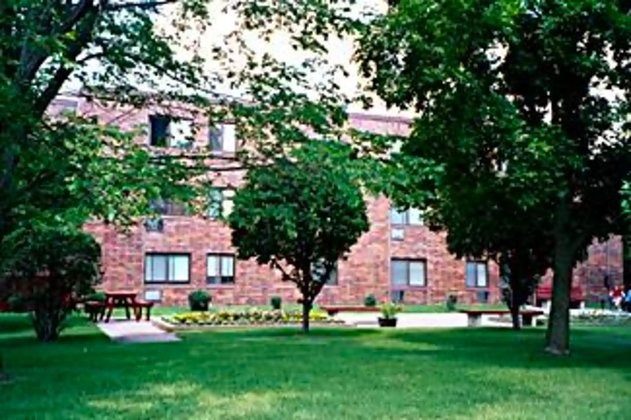 Woodcrest Manor 450 Bean Ave Mora, MN Apartments for Rent Rent.