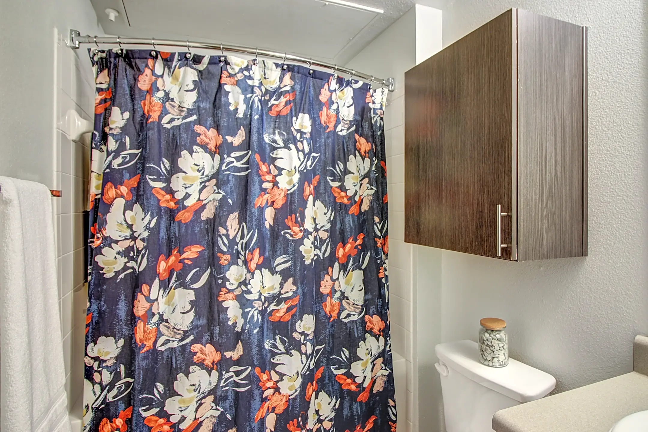 Campus Vue Student Apartments 4459 N Macgregor Way Houston, TX