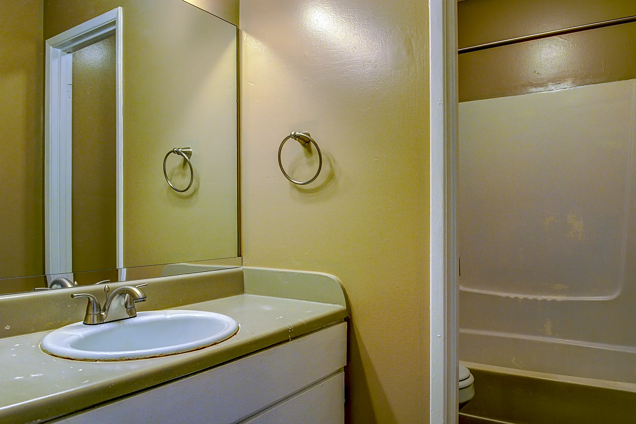 Manor Townhomes Decatur, AL 35603