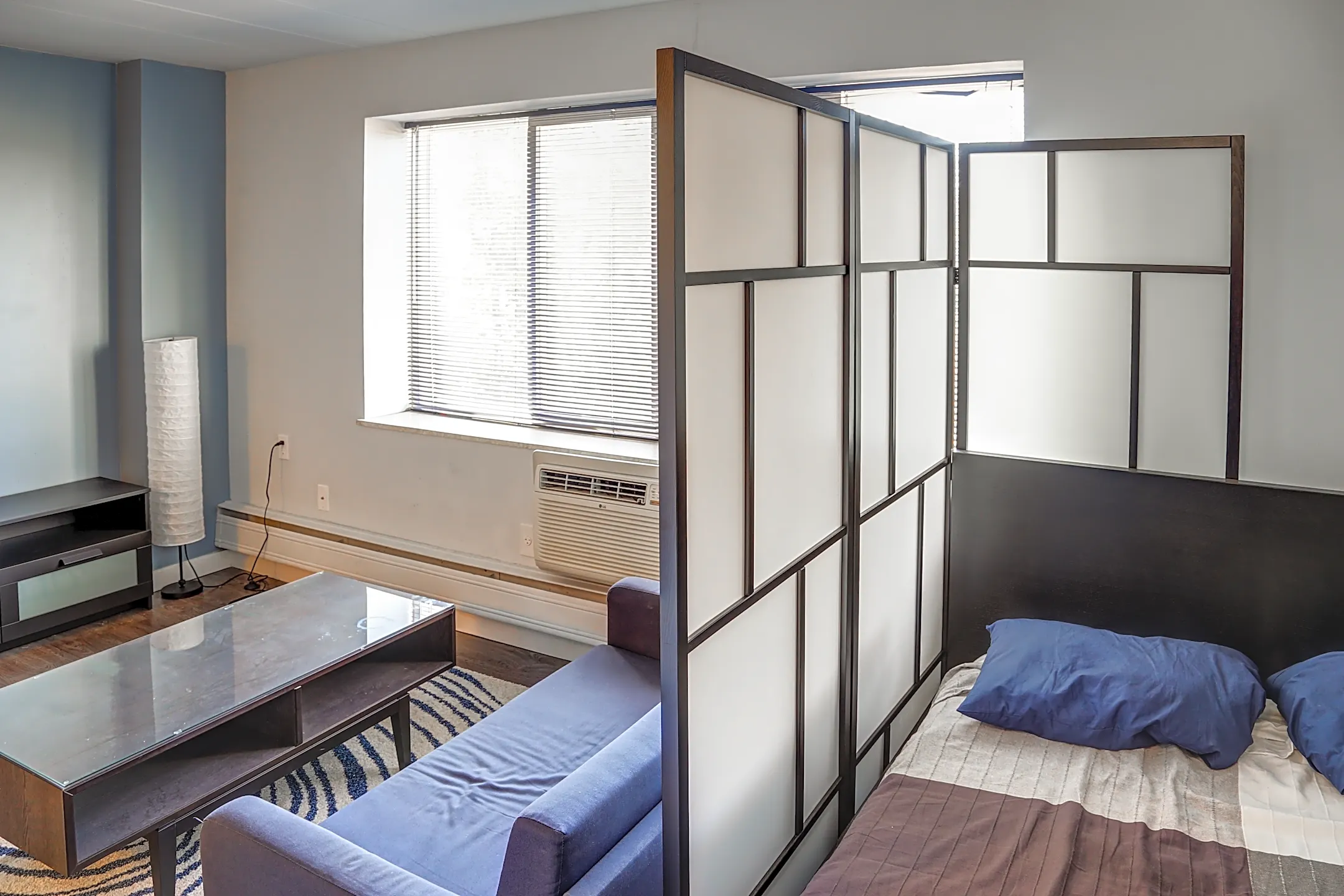 The Bradford 1500 Groesbeck Rd Cincinnati, OH Apartments for Rent